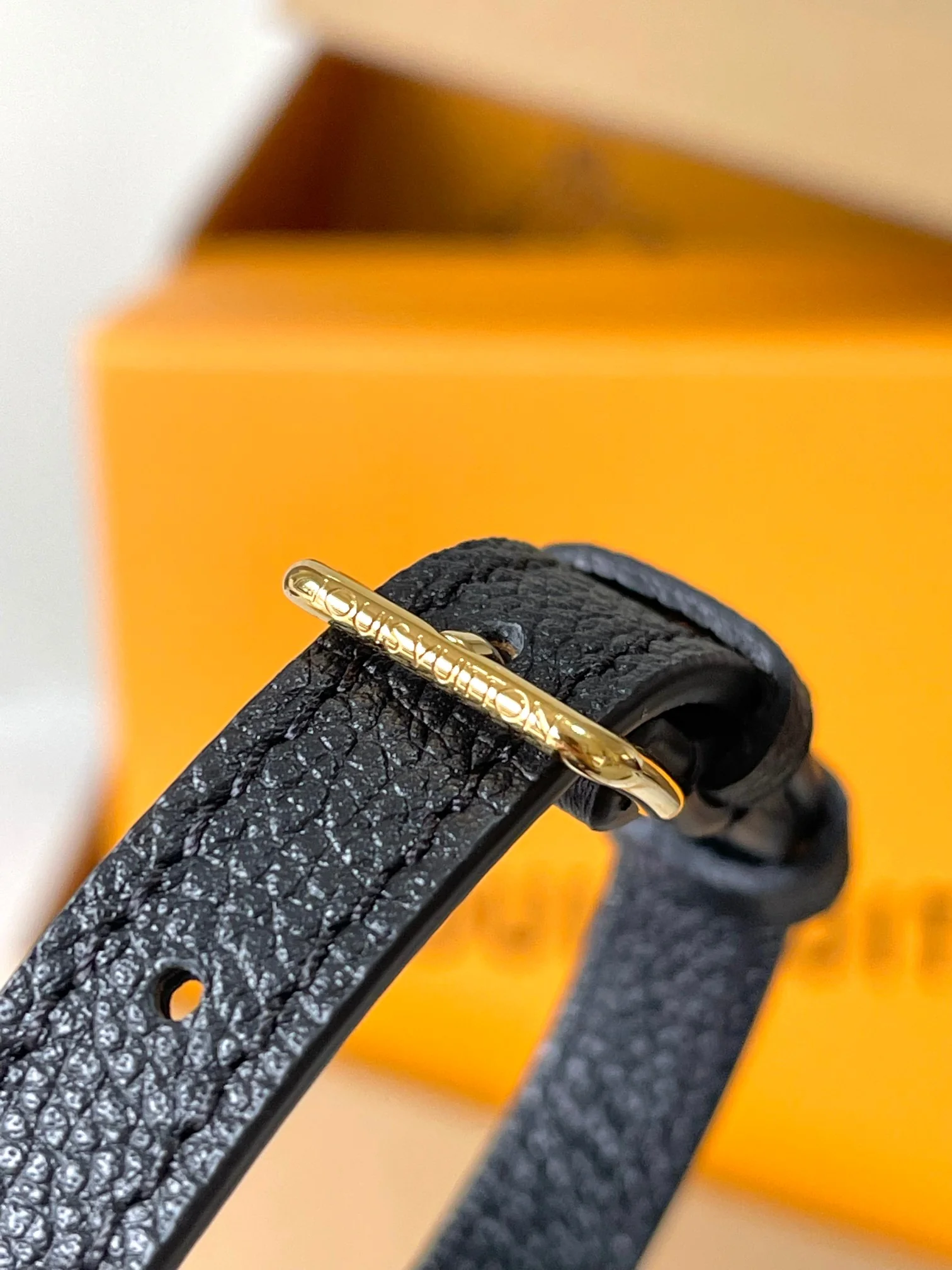 Louisvuitton Onthego Small Handbag M45659 25x19x11.5 cm - description_image7