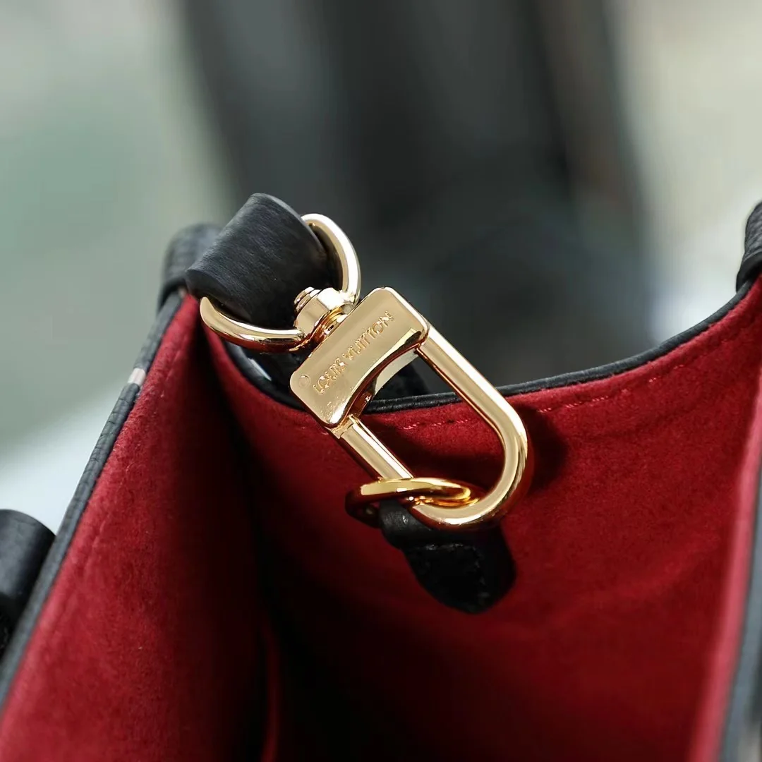 Louisvuitton OnTheGo M45659 25x19x11.5 cm - description_image4