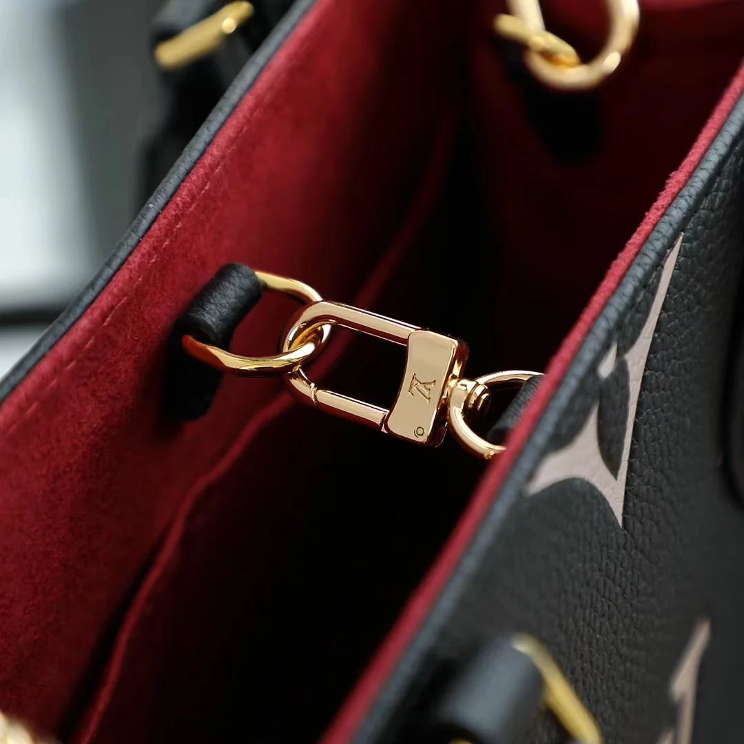 Louisvuitton OnTheGo M45659 25x19x11.5 cm - description_image5