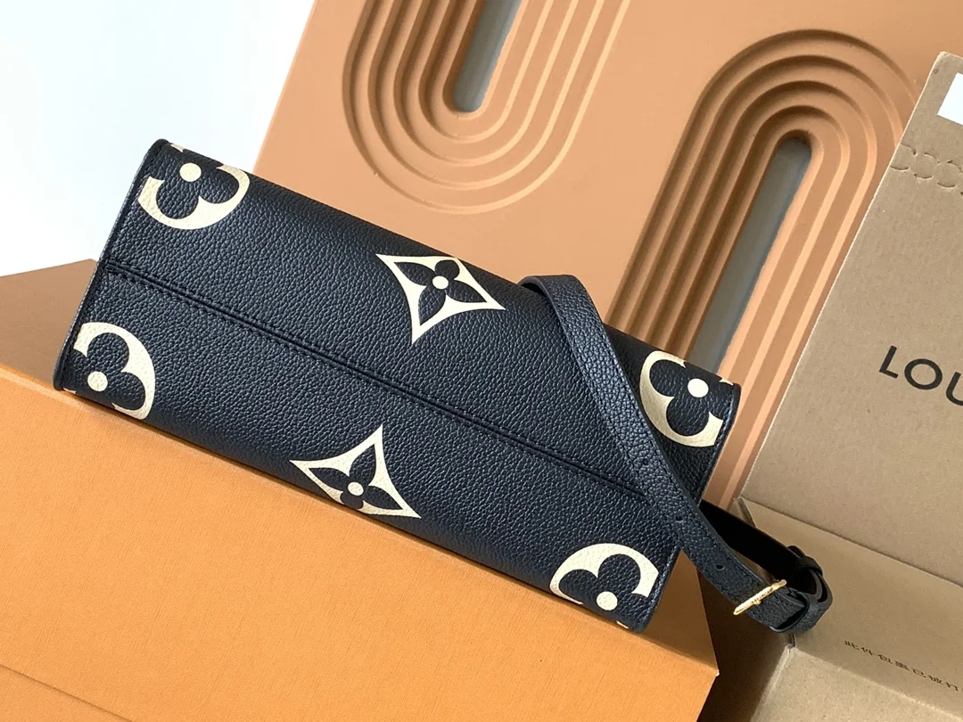 Louisvuitton OnTheGo Small Handbag M45659 25cm - description_image4