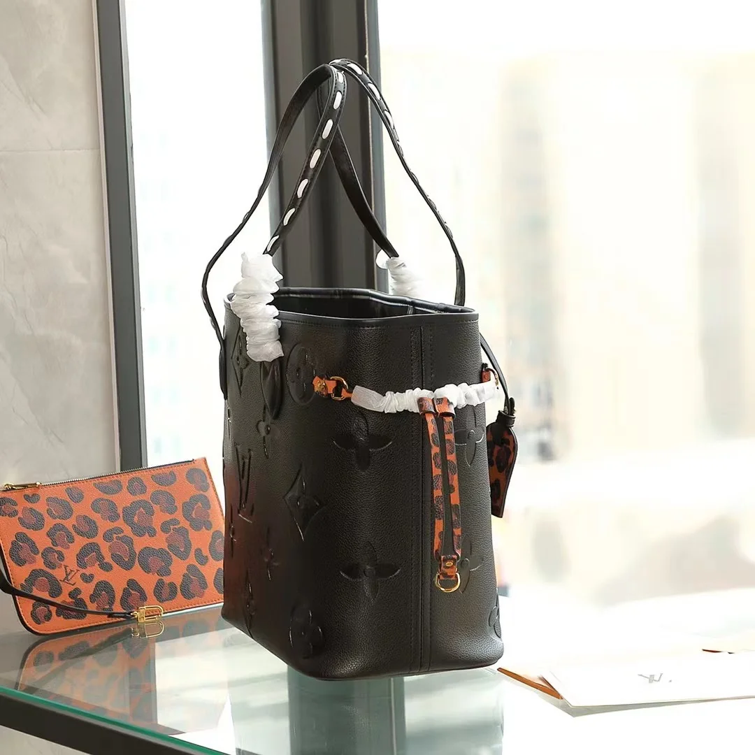 Louisvuitton Neverfull Medium Tote M45686 31x28x14 cm - description_image3