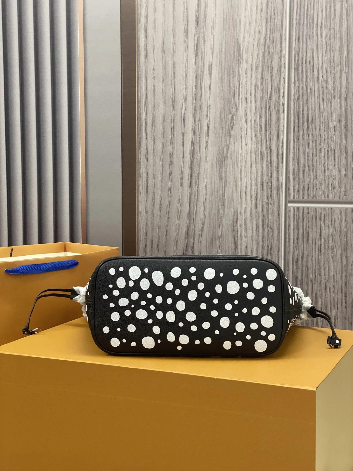 Louisvuitton Neverfull M45686 31x28x14 cm - description_image4