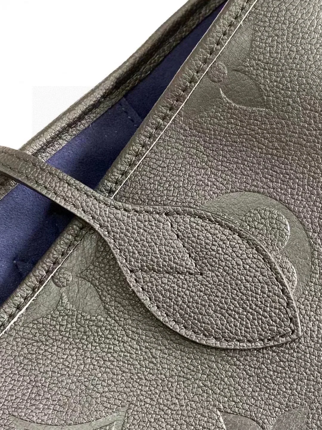 Louisvuitton Neverfull Medium Tote M45686 32x29x17 cm - description_image4