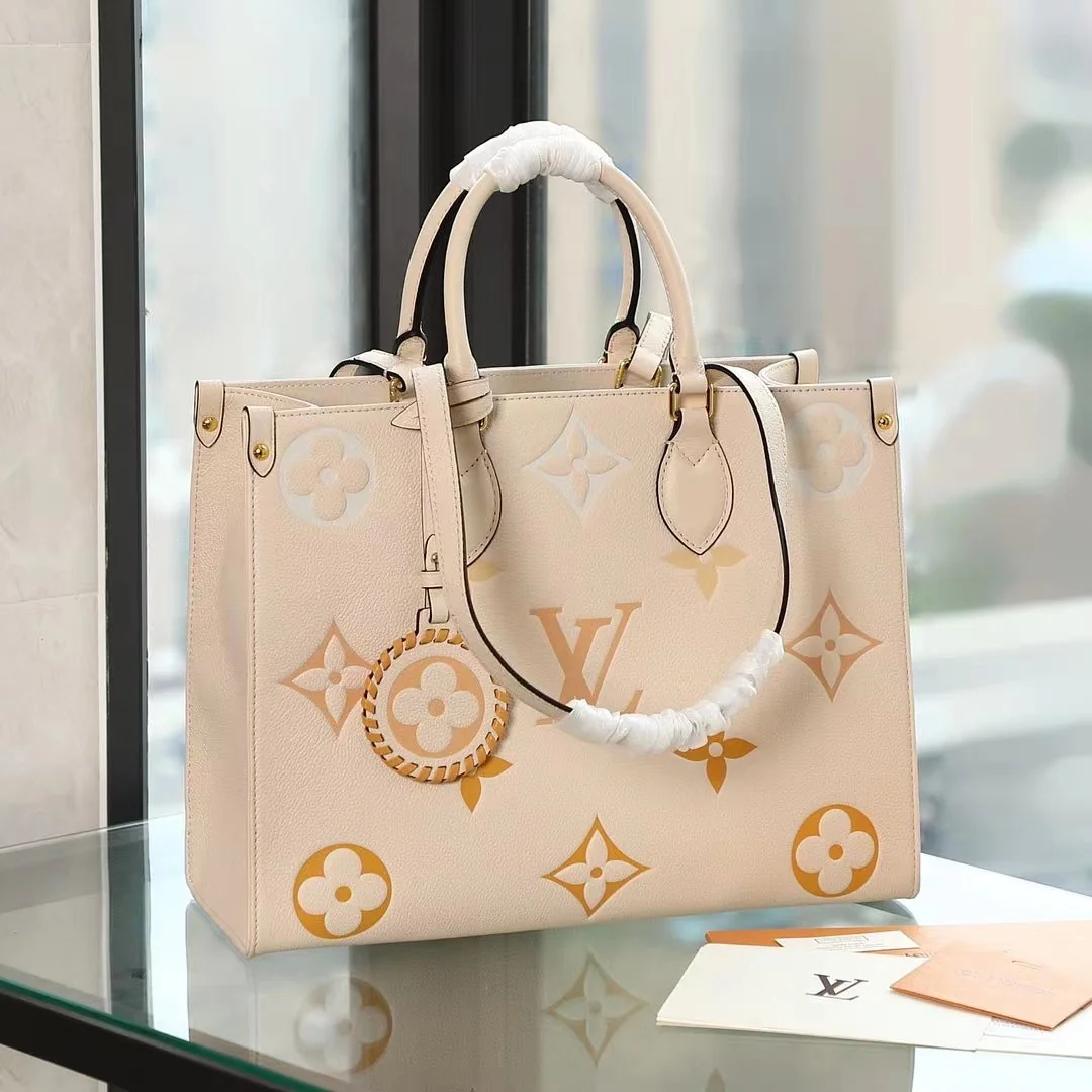 Louisvuitton OnTheGo M45717 34 x 26 x 13 cm - description_image1