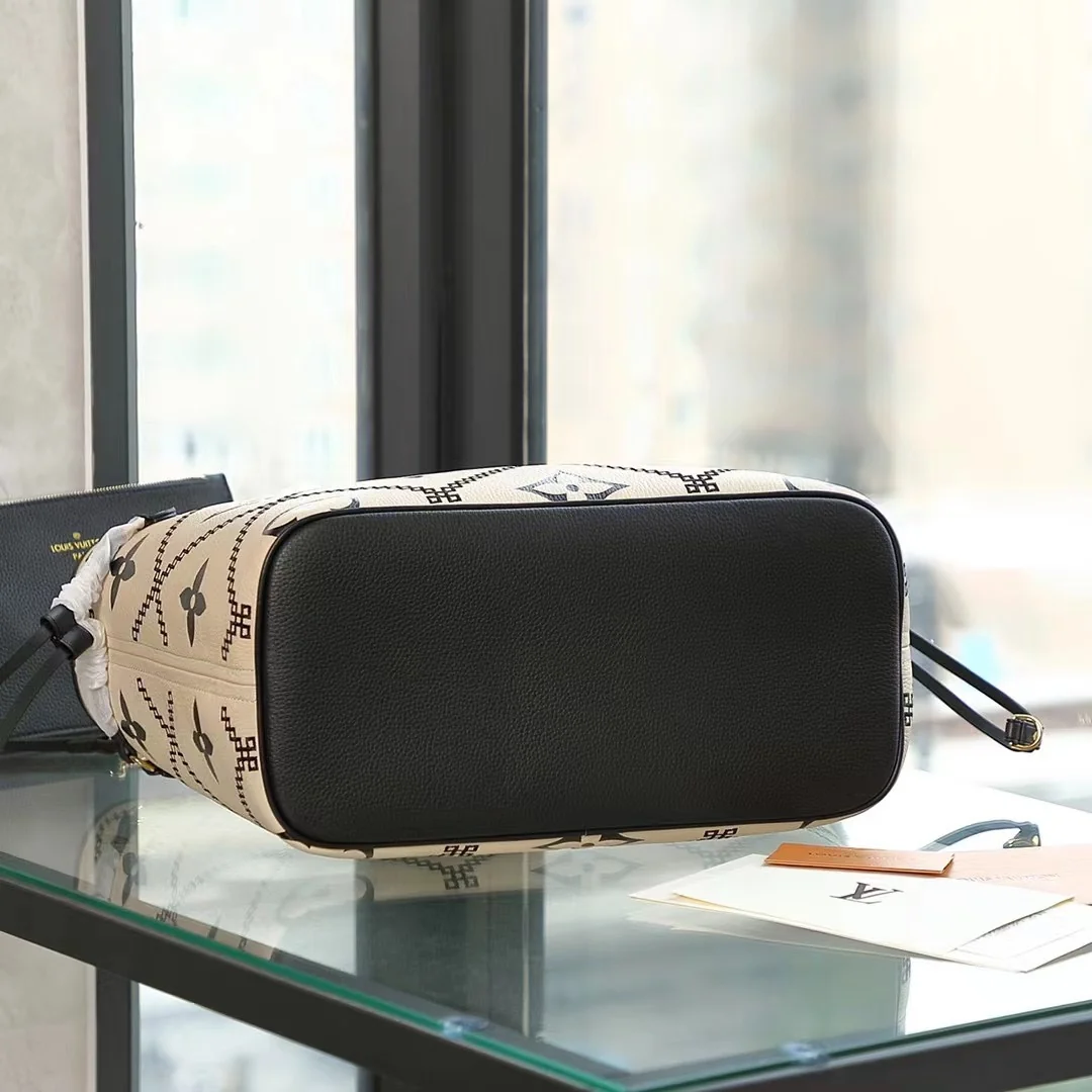 Louisvuitton Neverfull M46040 31x28x14 cm - description_image6