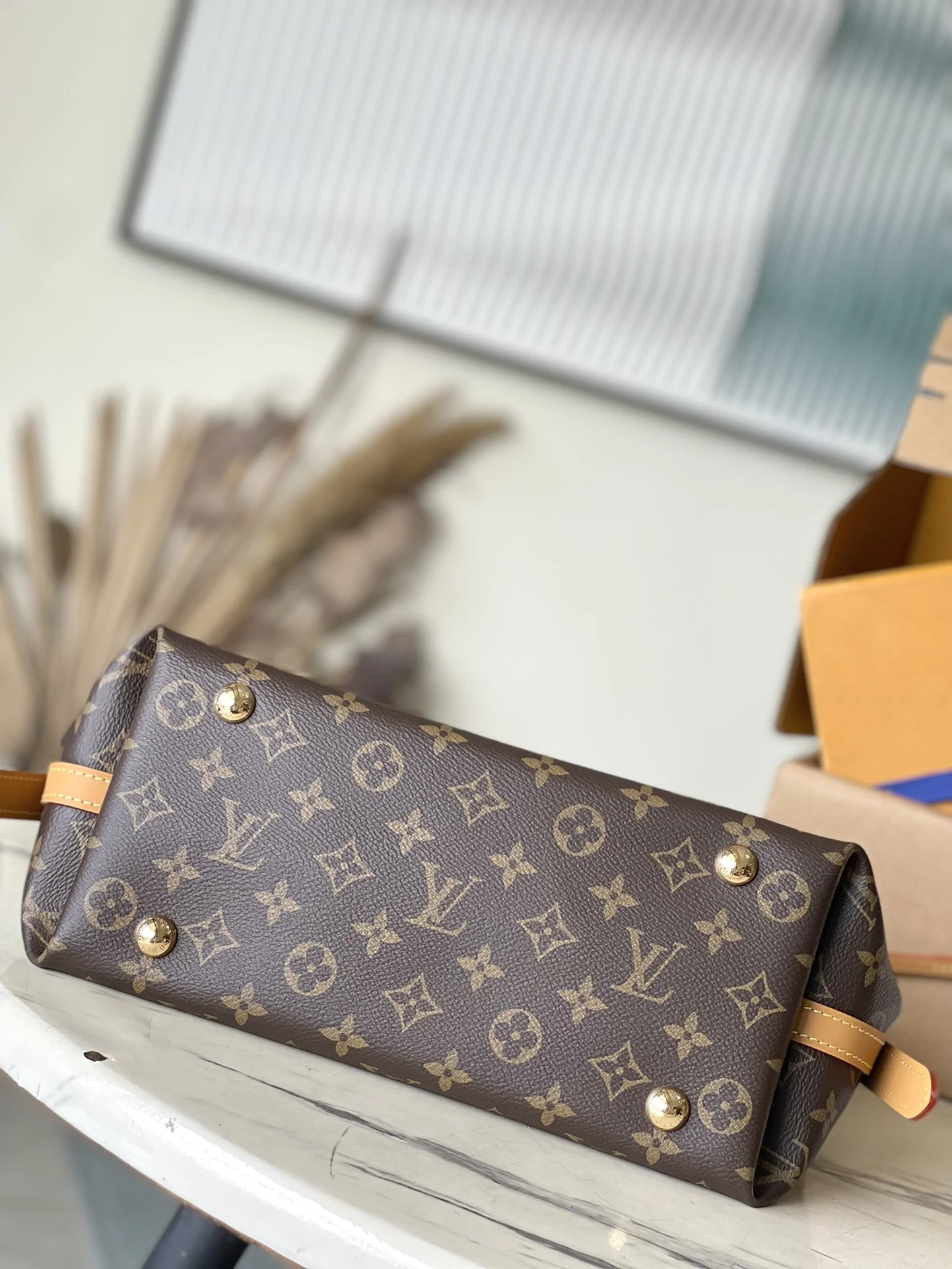 Louisvuitton Carryall Small Handbag M46203 29 x 24 x 12 cm - description_image4