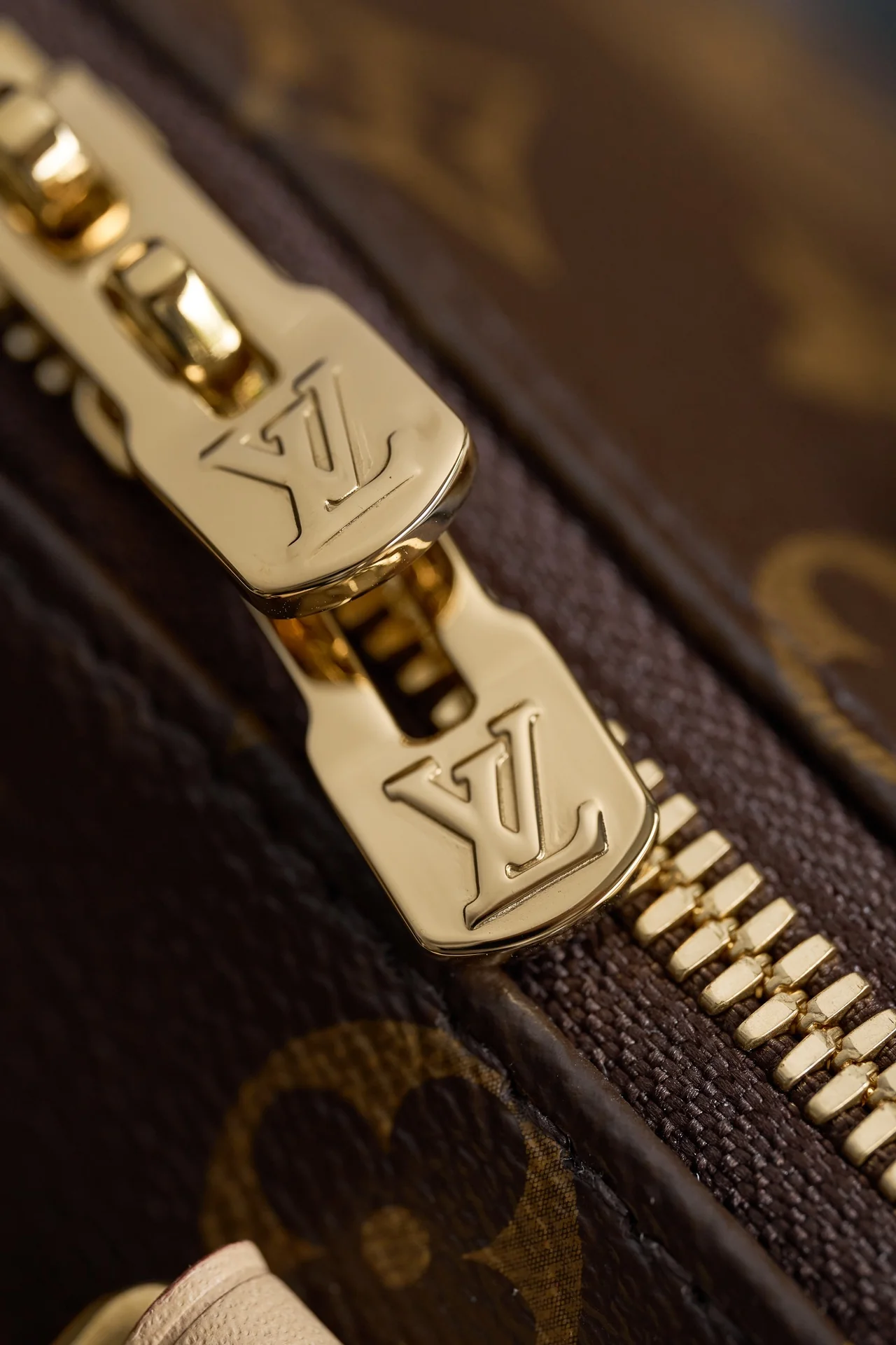 Louisvuitton Speedy Bandouliere Handbag M46234 20 - description_image5