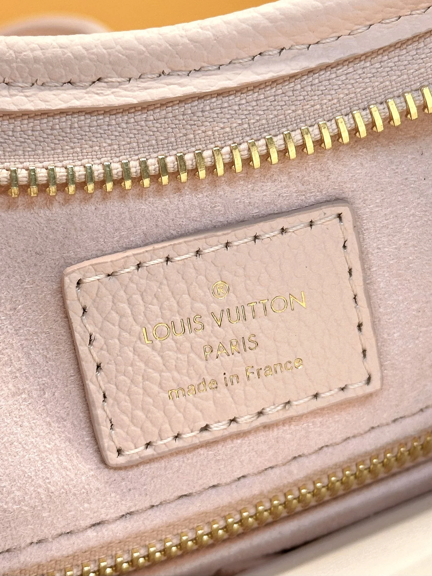 Louisvuitton Carryall Small Handbag M46288 29 x 24 x 12 cm - description_image9