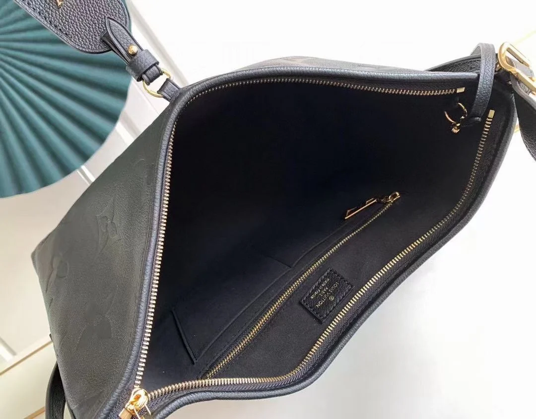 Louisvuitton Carryall M46289 39 x 30 x 15 cm - description_image8