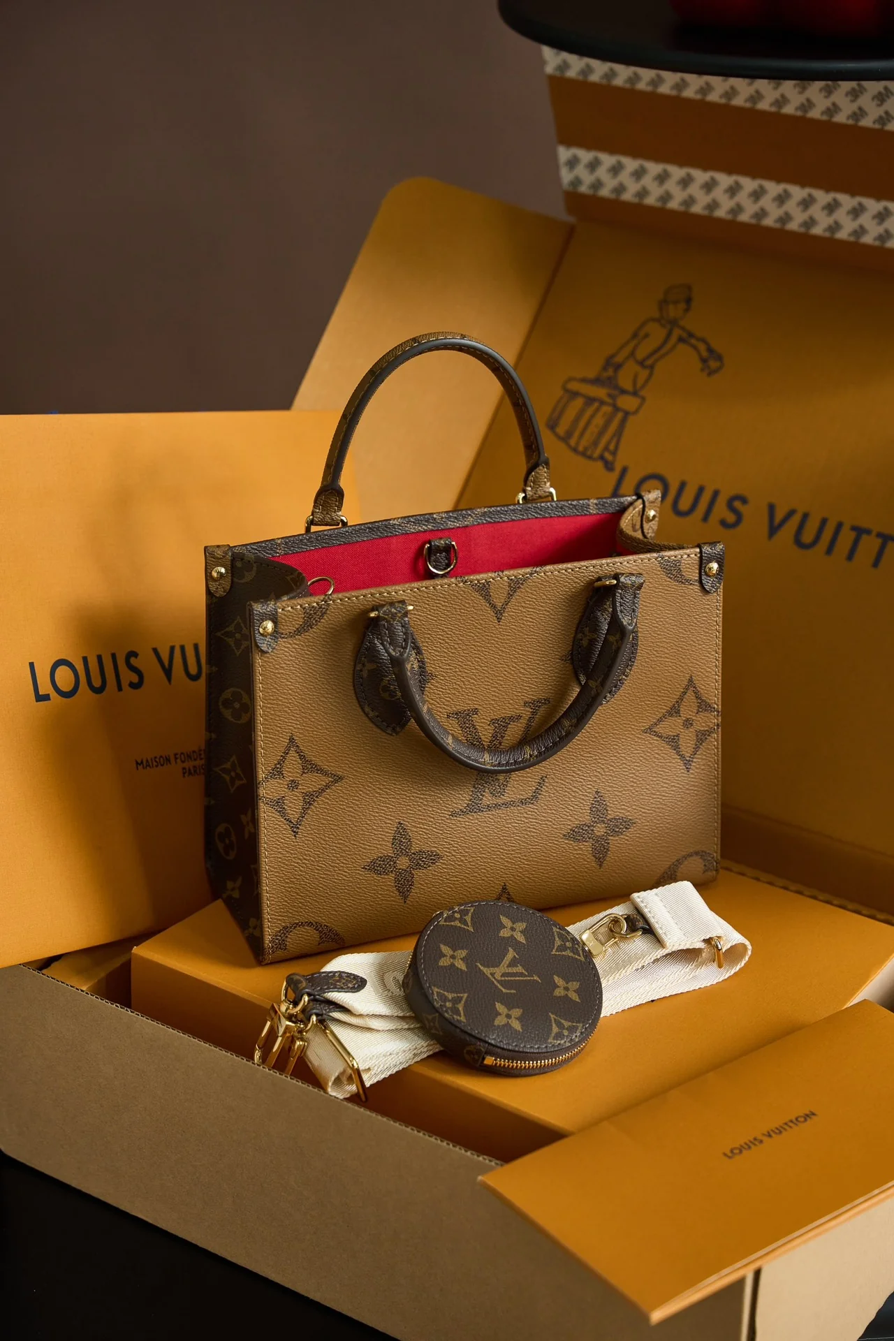 Louisvuitton Onthego Small Handbag M46373 - description_image1