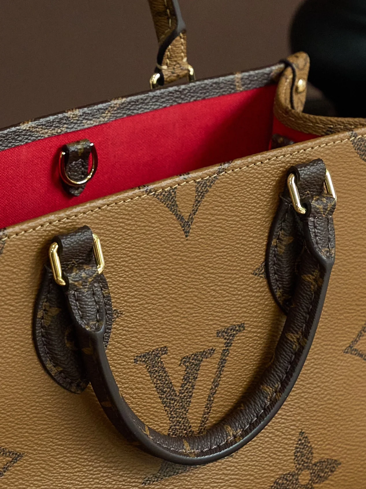 Louisvuitton Onthego Small Handbag M46373 - description_image2