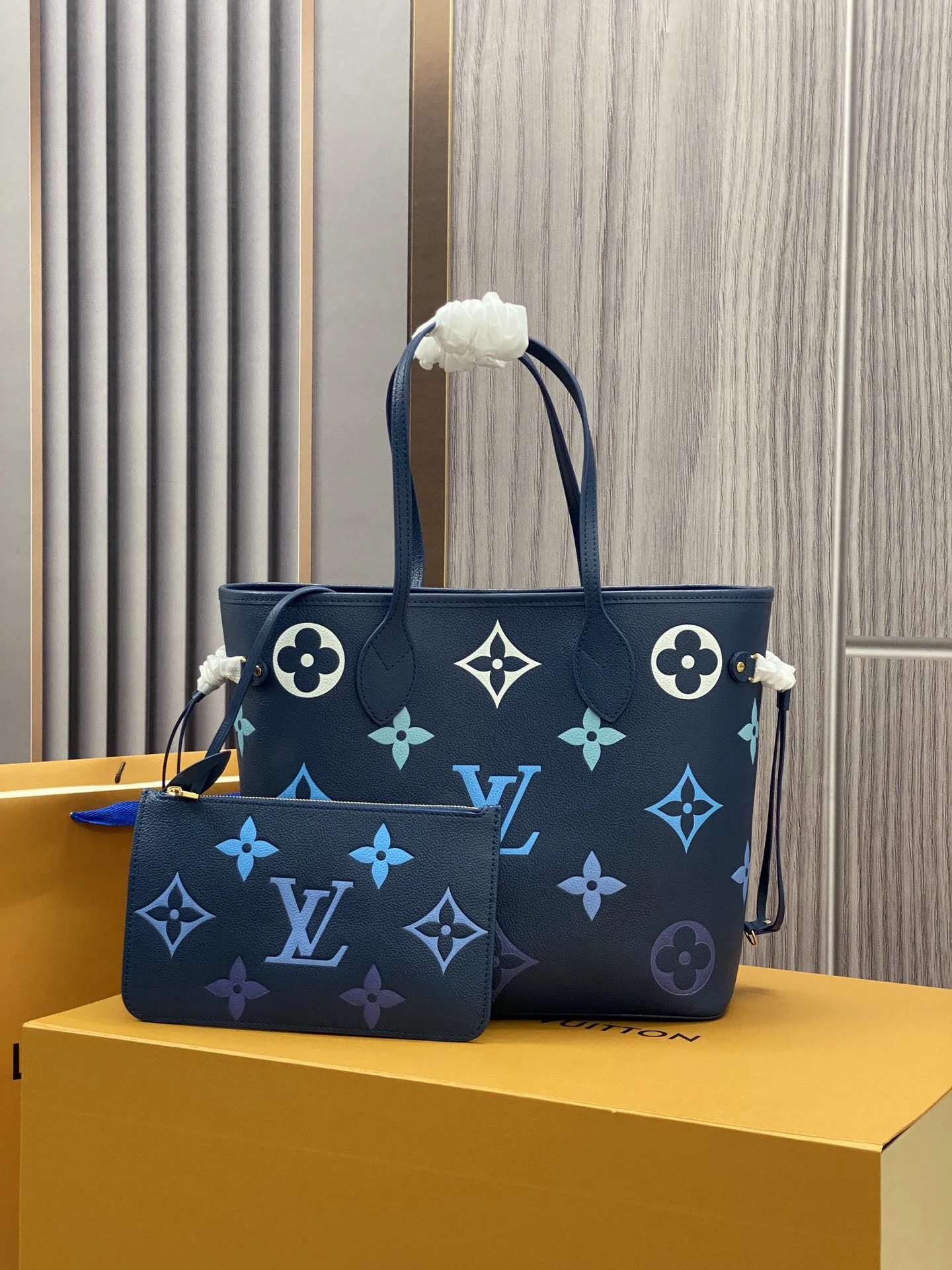 Louisvuitton Neverfull M46514 31x28x14 cm - description_image1