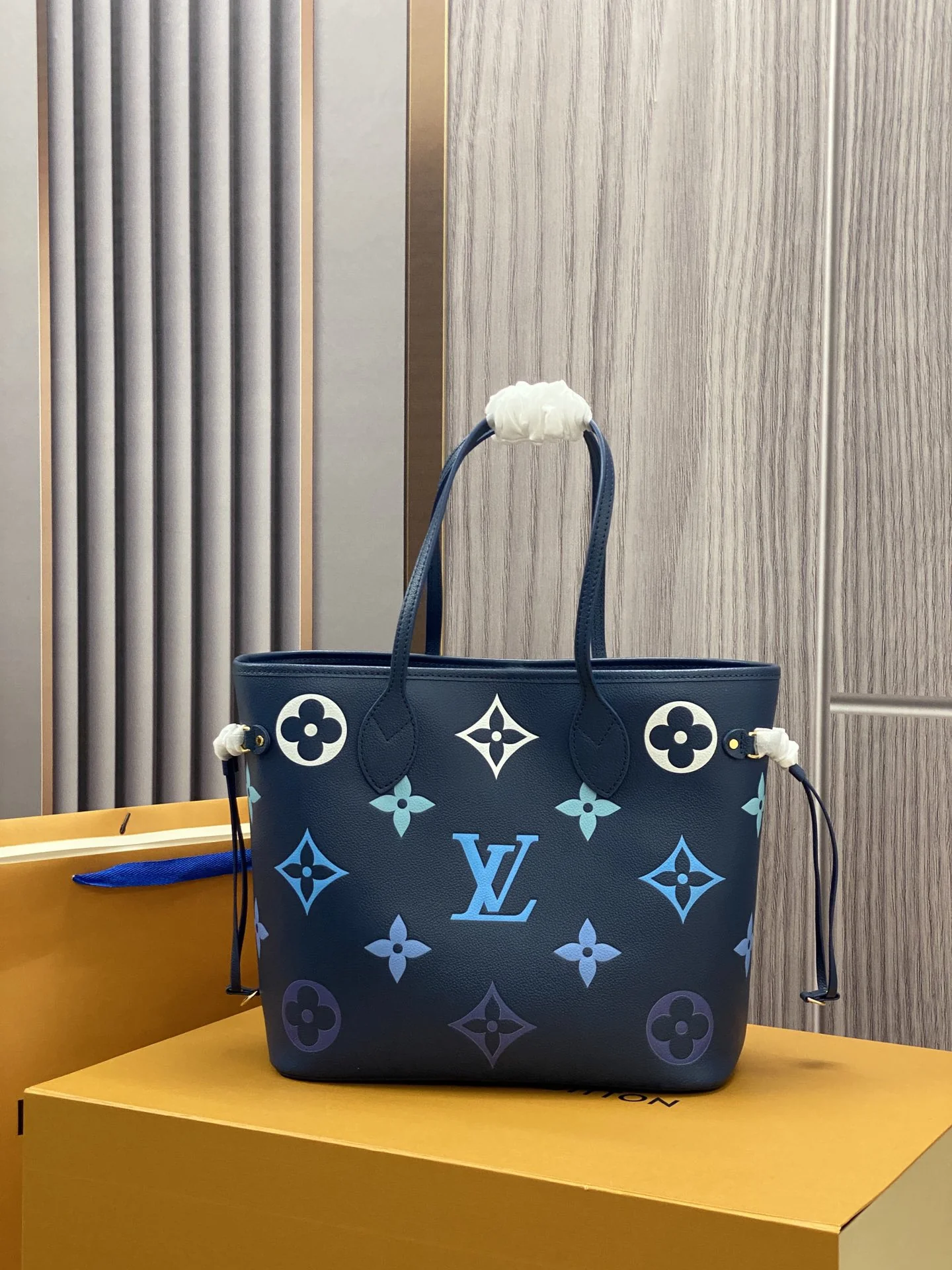 Louisvuitton Neverfull M46514 31x28x14 cm - description_image3