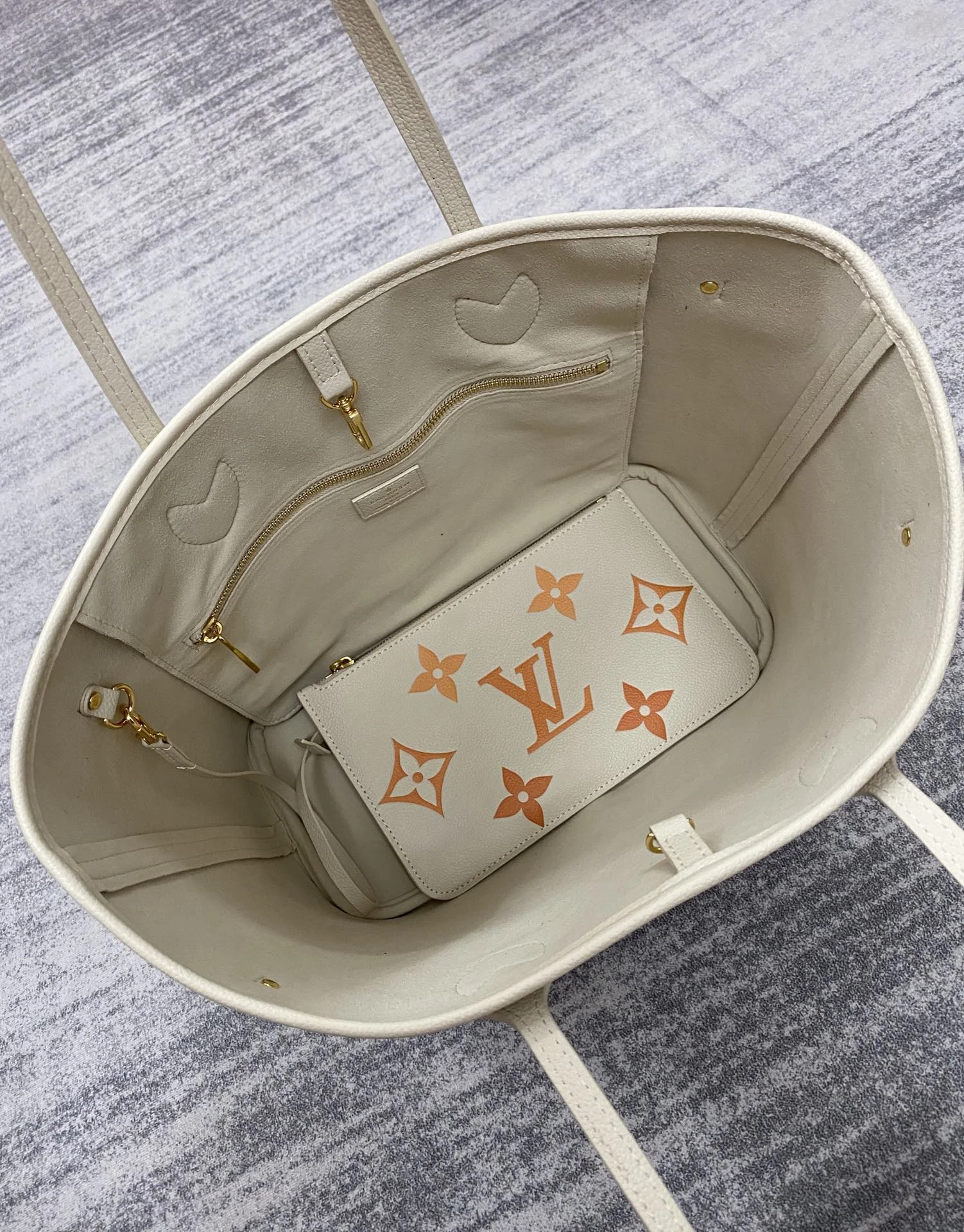 Louisvuitton Neverfull Medium Handbag M46516 31x28x14 cm - description_image8