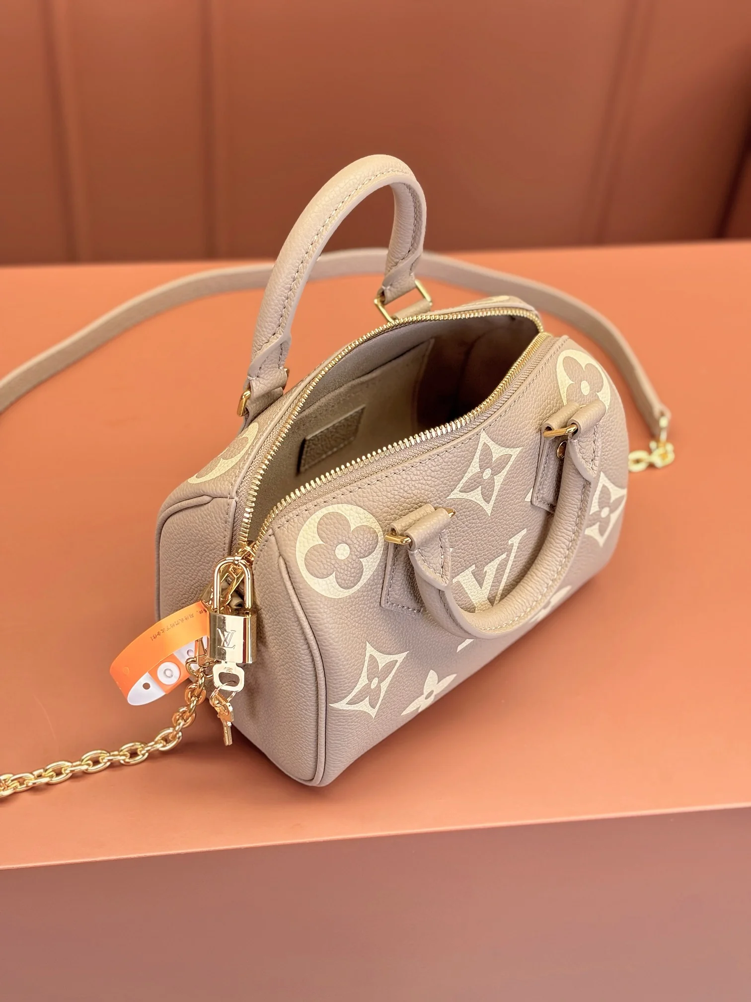 Louisvuitton Speedy Bandouliere 20 M46575 20.5x13.5x12 cm - description_image4