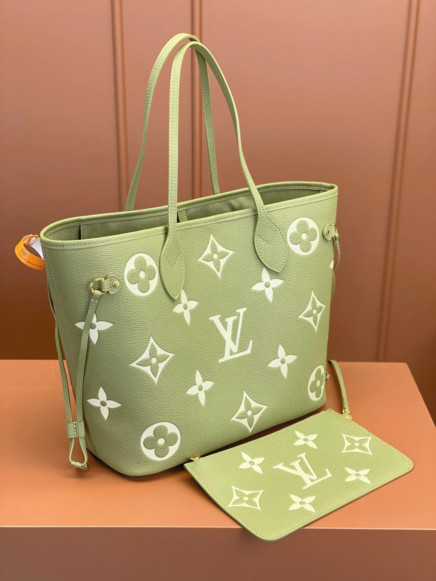 Louisvuitton Neverfull Medium Tote M46649 31x28x14 cm - description_image2