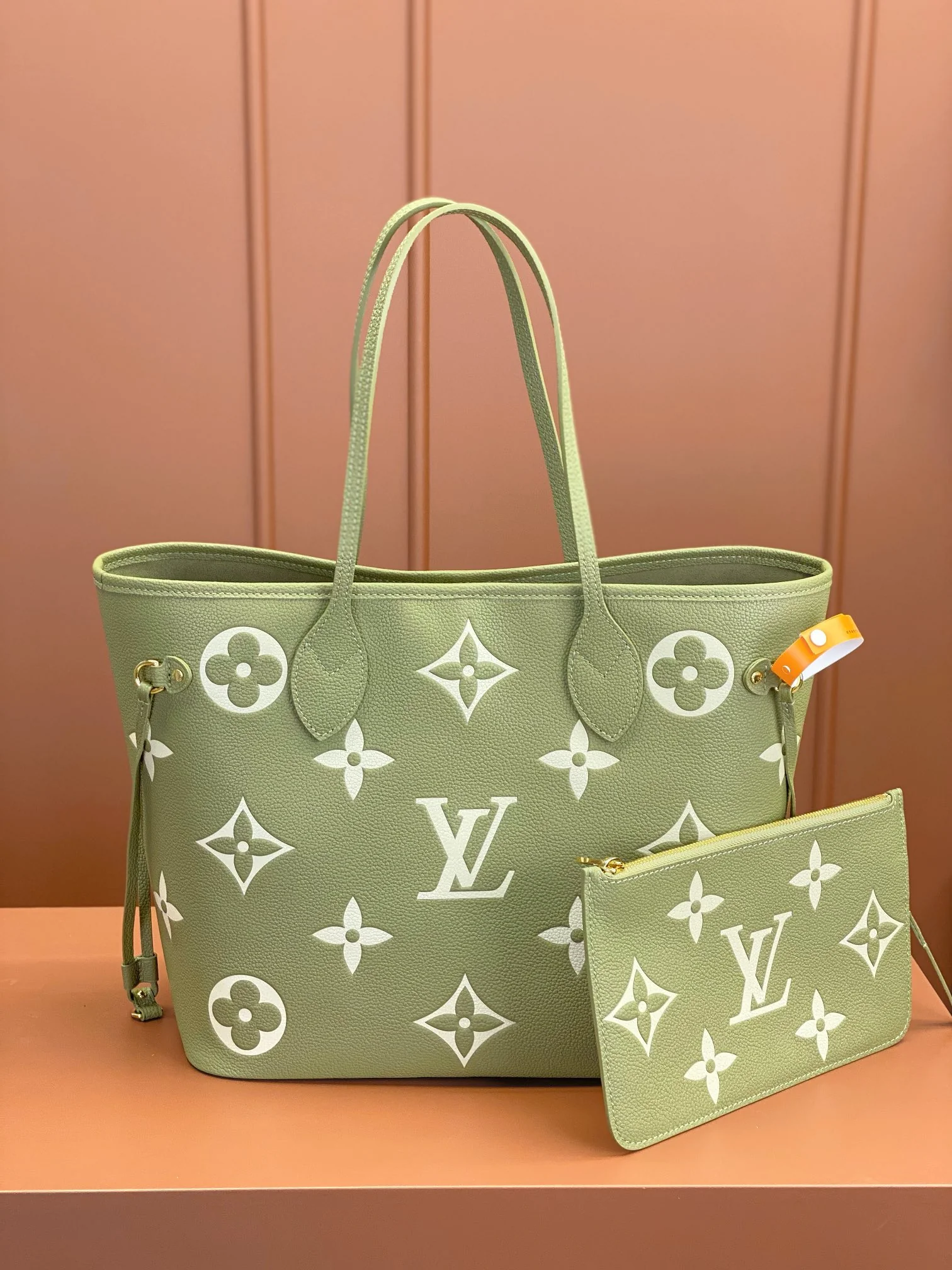 Louisvuitton Neverfull Medium Tote M46649 31x28x14 cm - description_image8