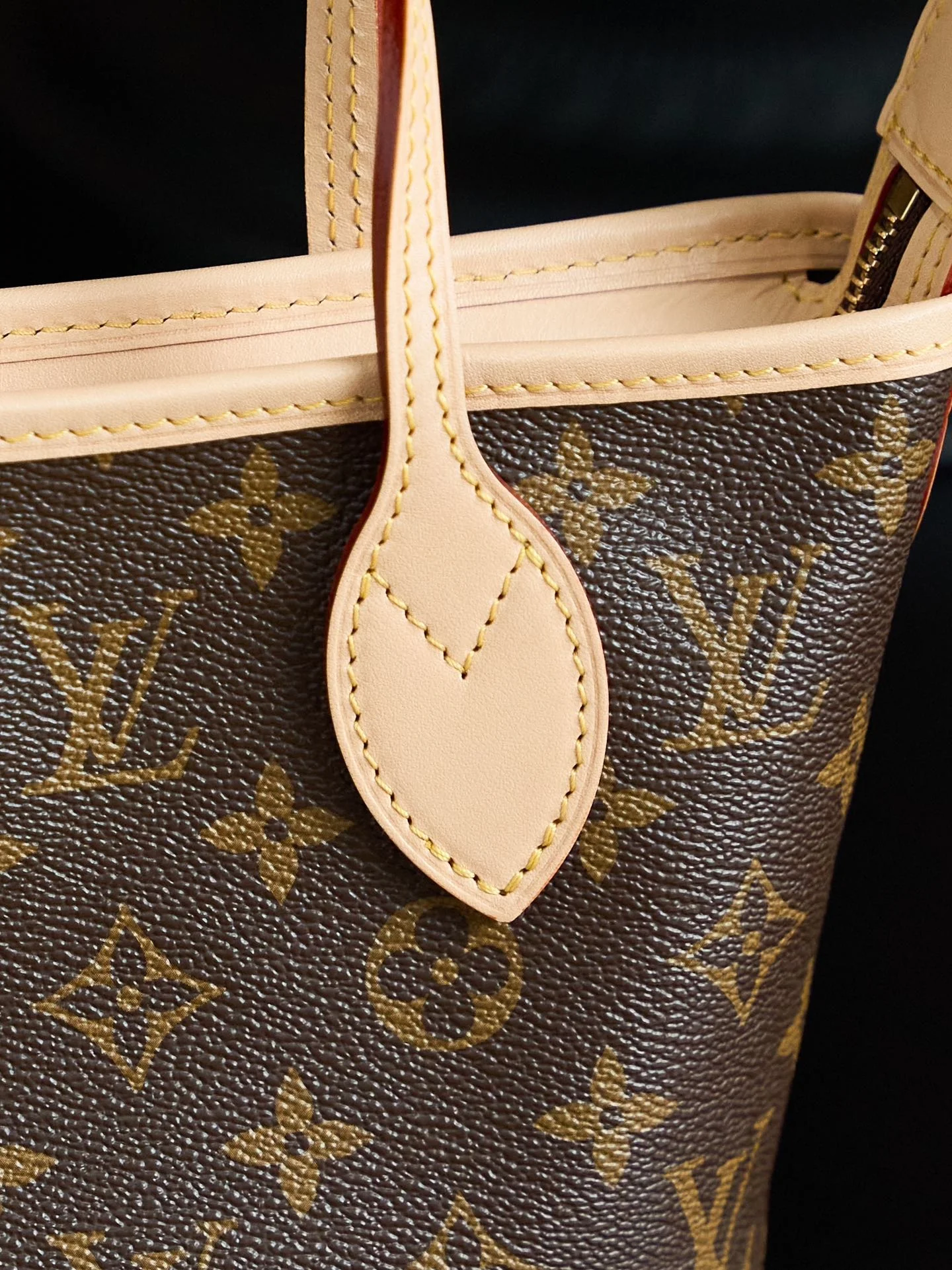 Louisvuitton Neverfull BB Handbag M46705 24x14x9 cm - description_image7
