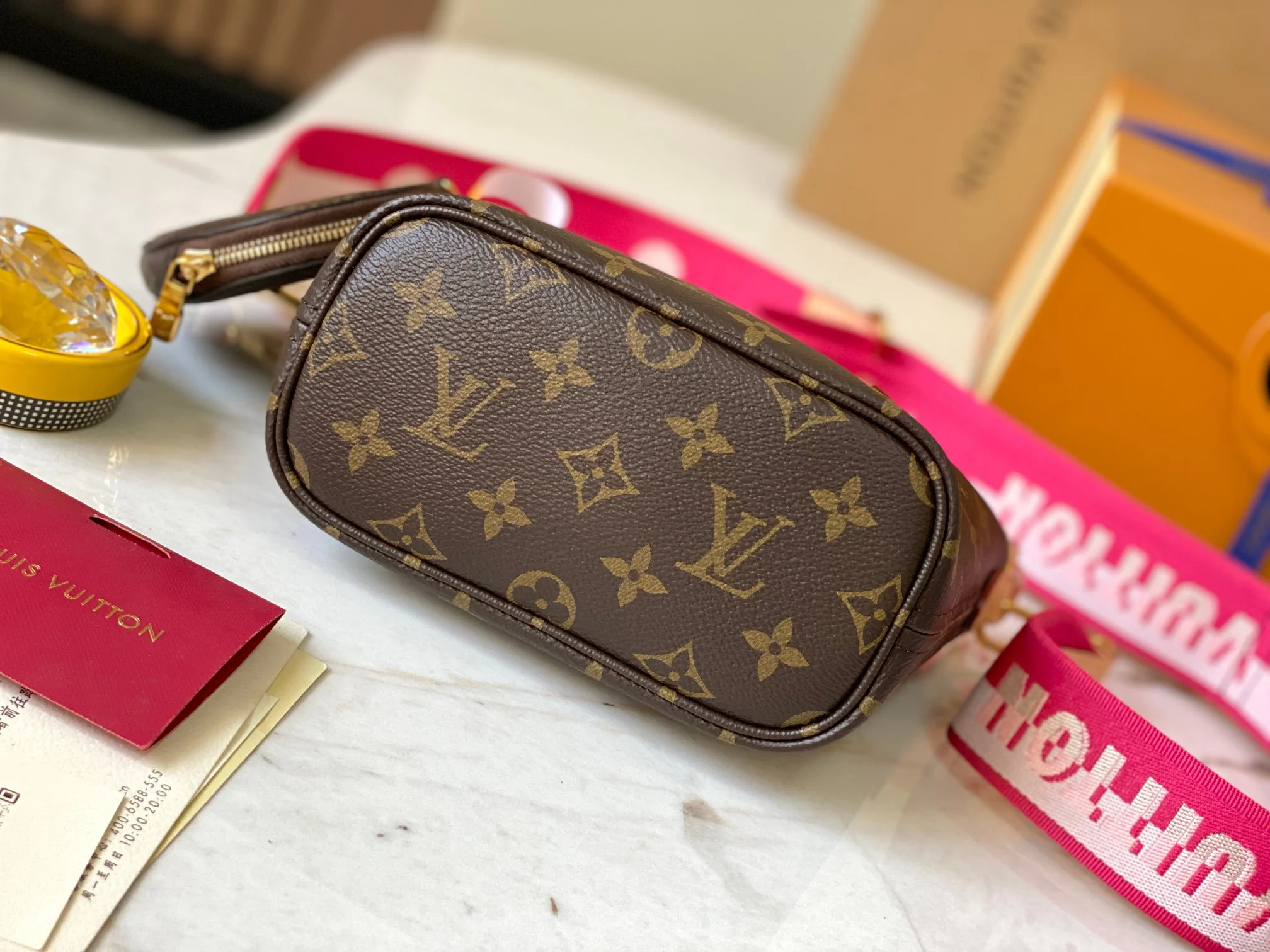 Louisvuitton Neverfull BB Handbag M46786 24x14x9 cm - description_image4