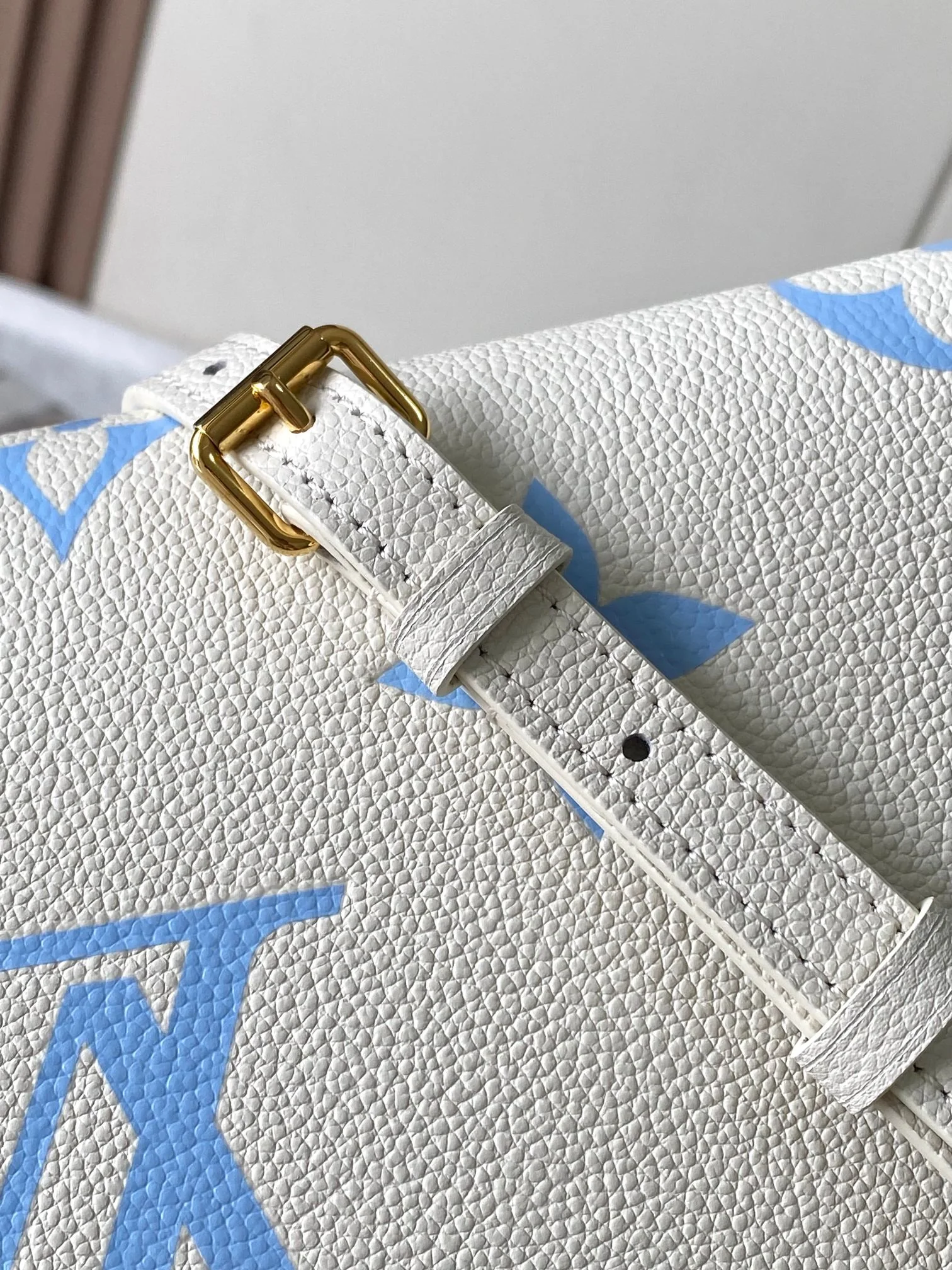 Louisvuitton OnTheGo Tote M46833 25cm - description_image6