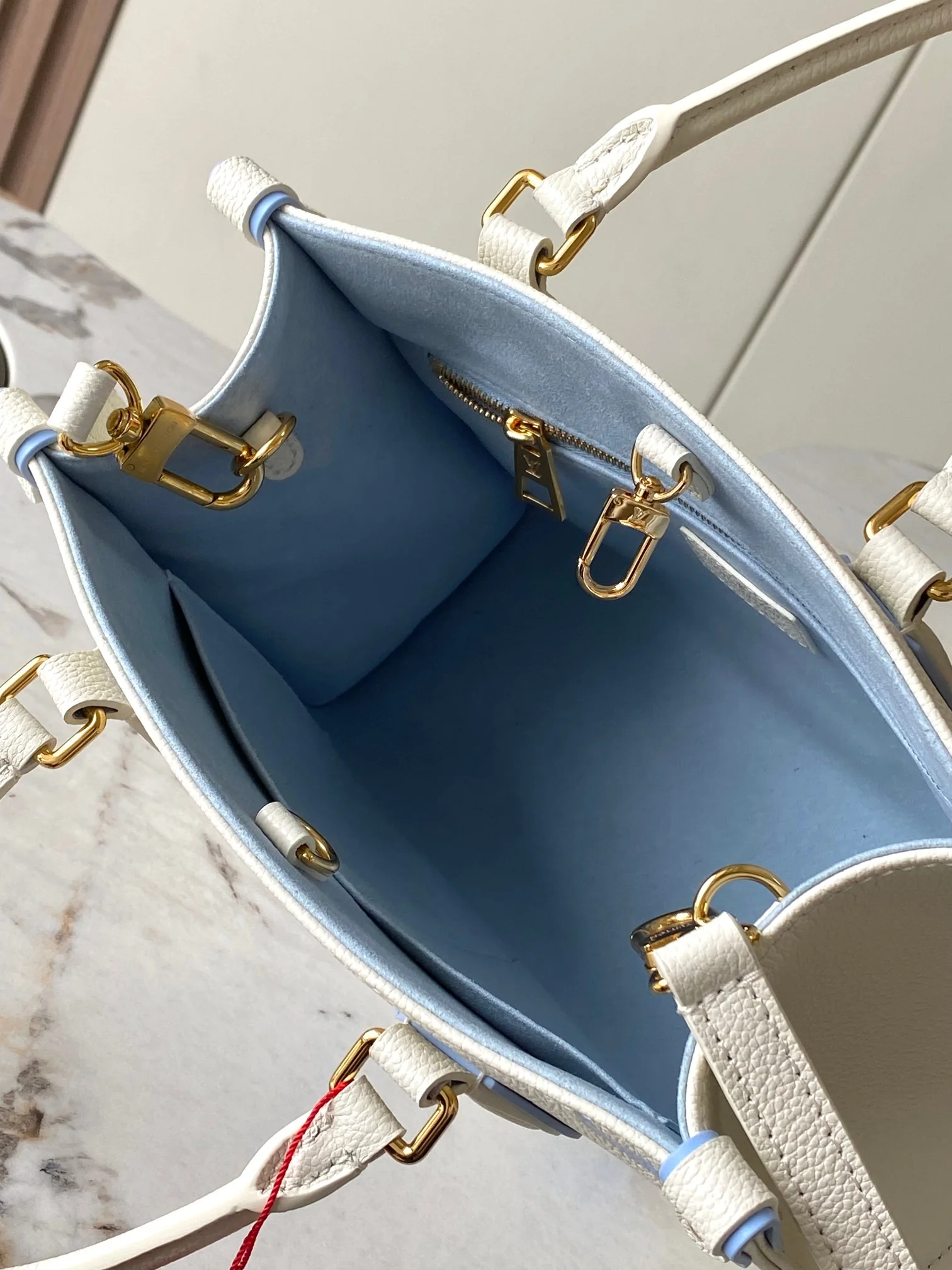 Louisvuitton OnTheGo Tote M46833 25cm - description_image8