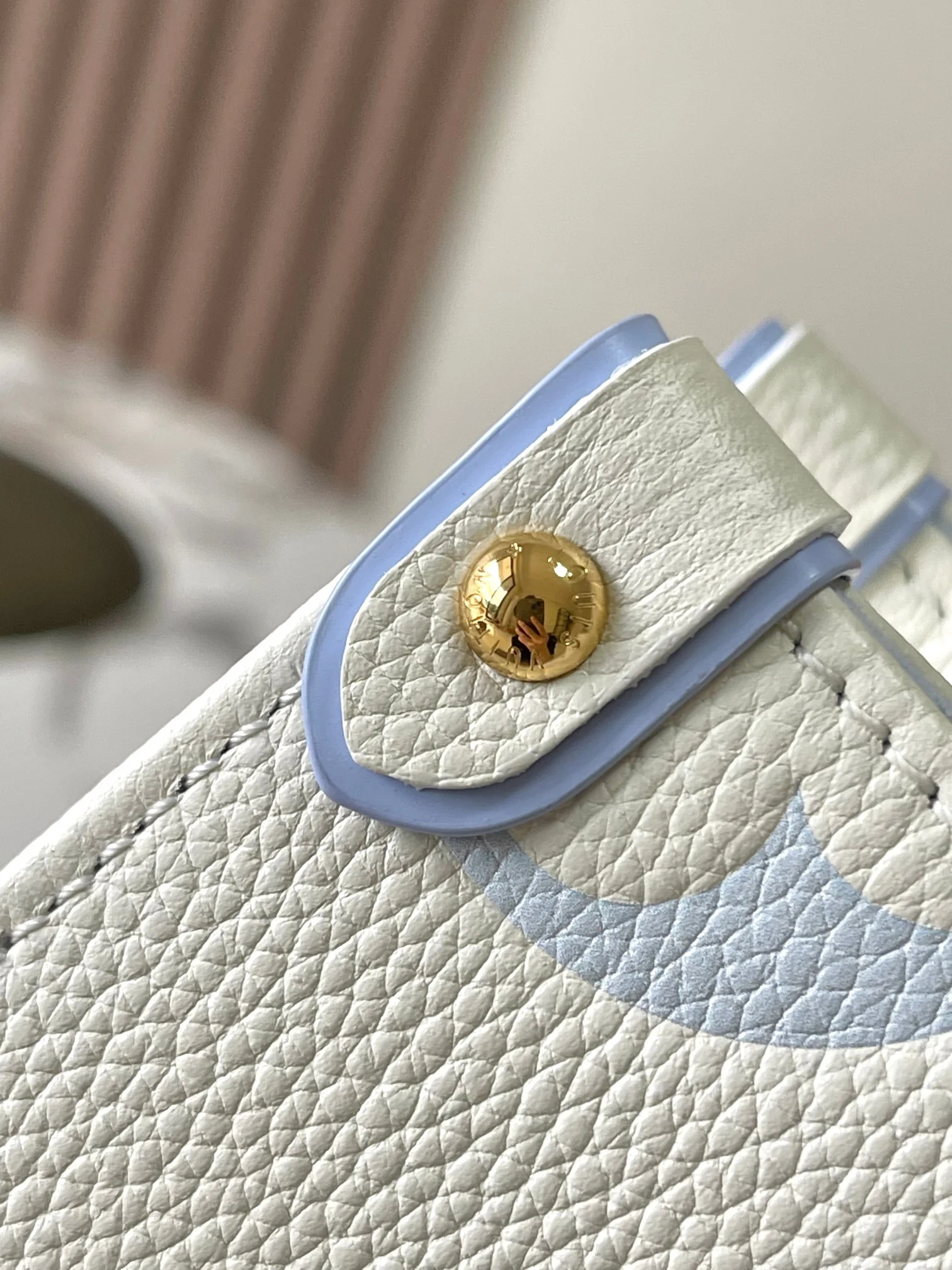 Louisvuitton OnTheGo Small Tote M46833 25x19x11.5 cm - description_image5