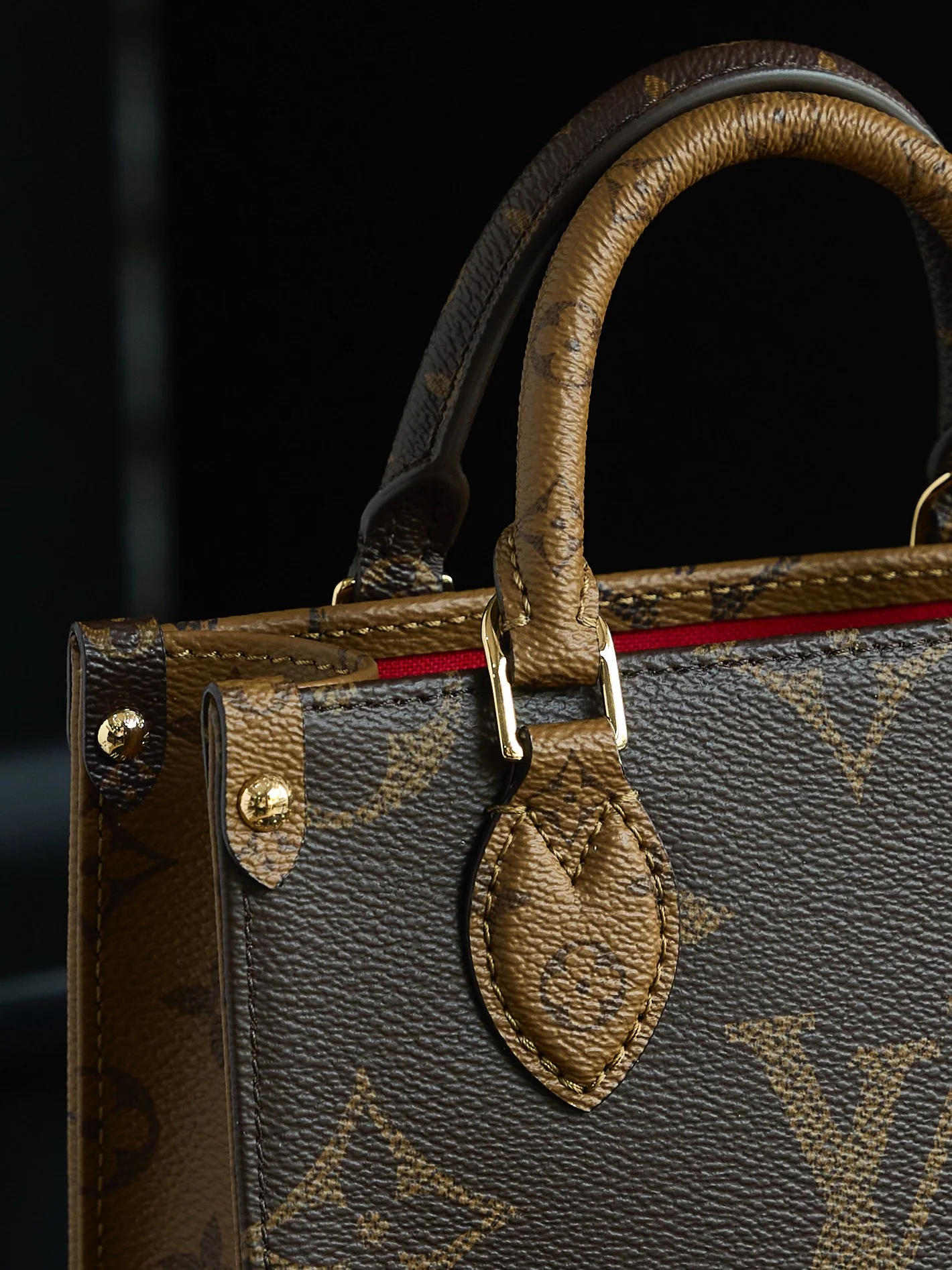 Louisvuitton OnTheGo BB Handbag M46839 - description_image2