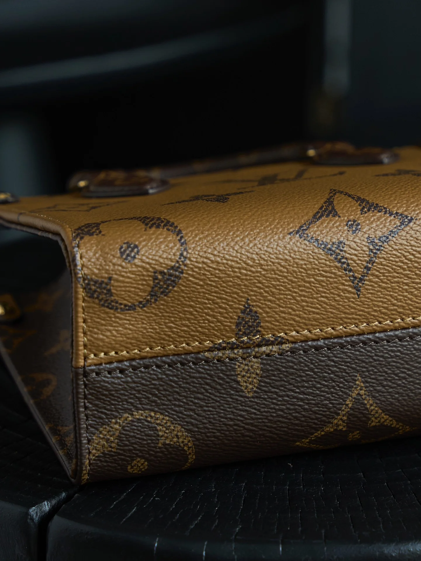 Louisvuitton OnTheGo BB Handbag M46839 - description_image4