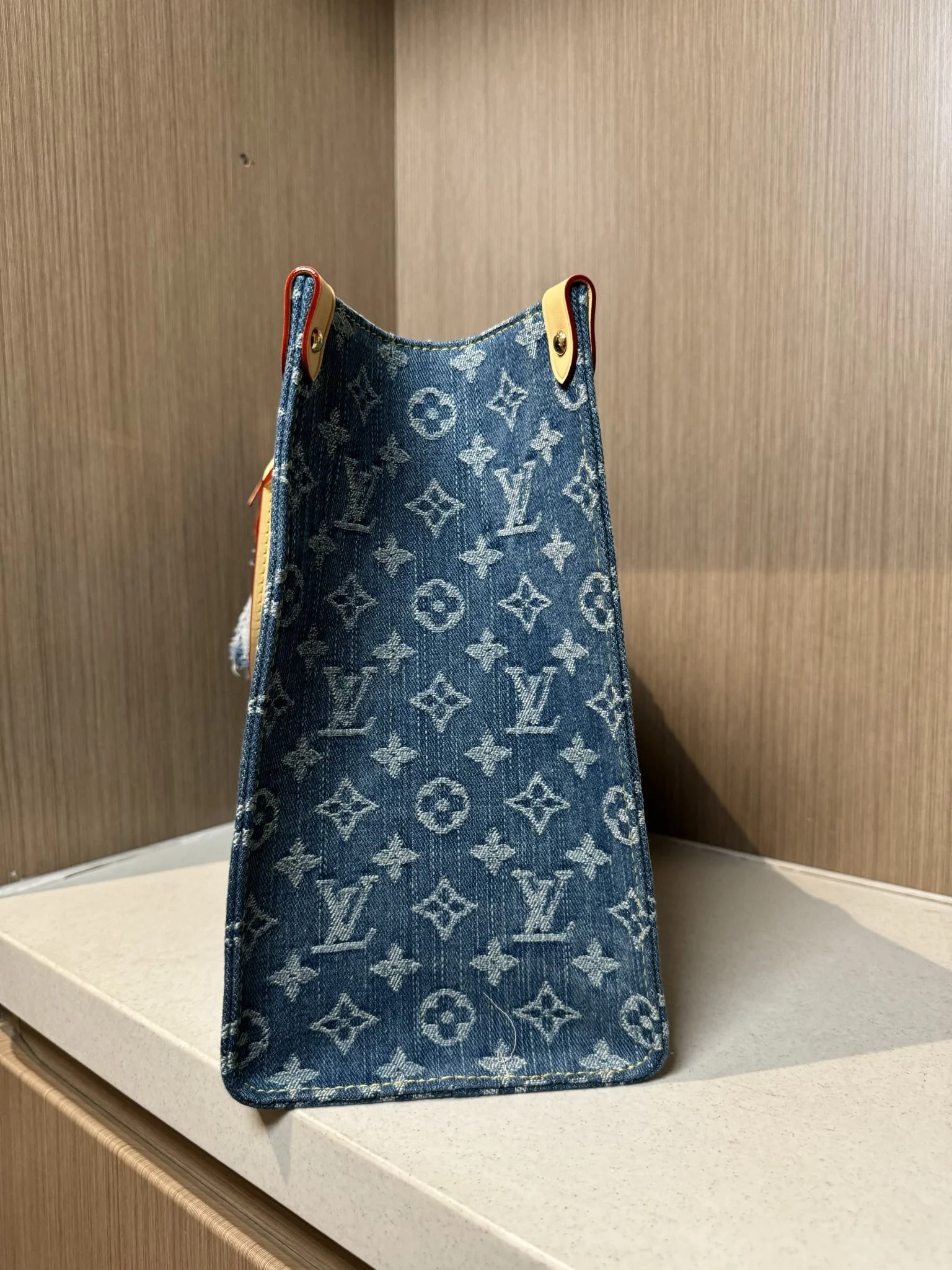 Louisvuitton Onthego Medium Tote M46871 35x27x14 cm - description_image6