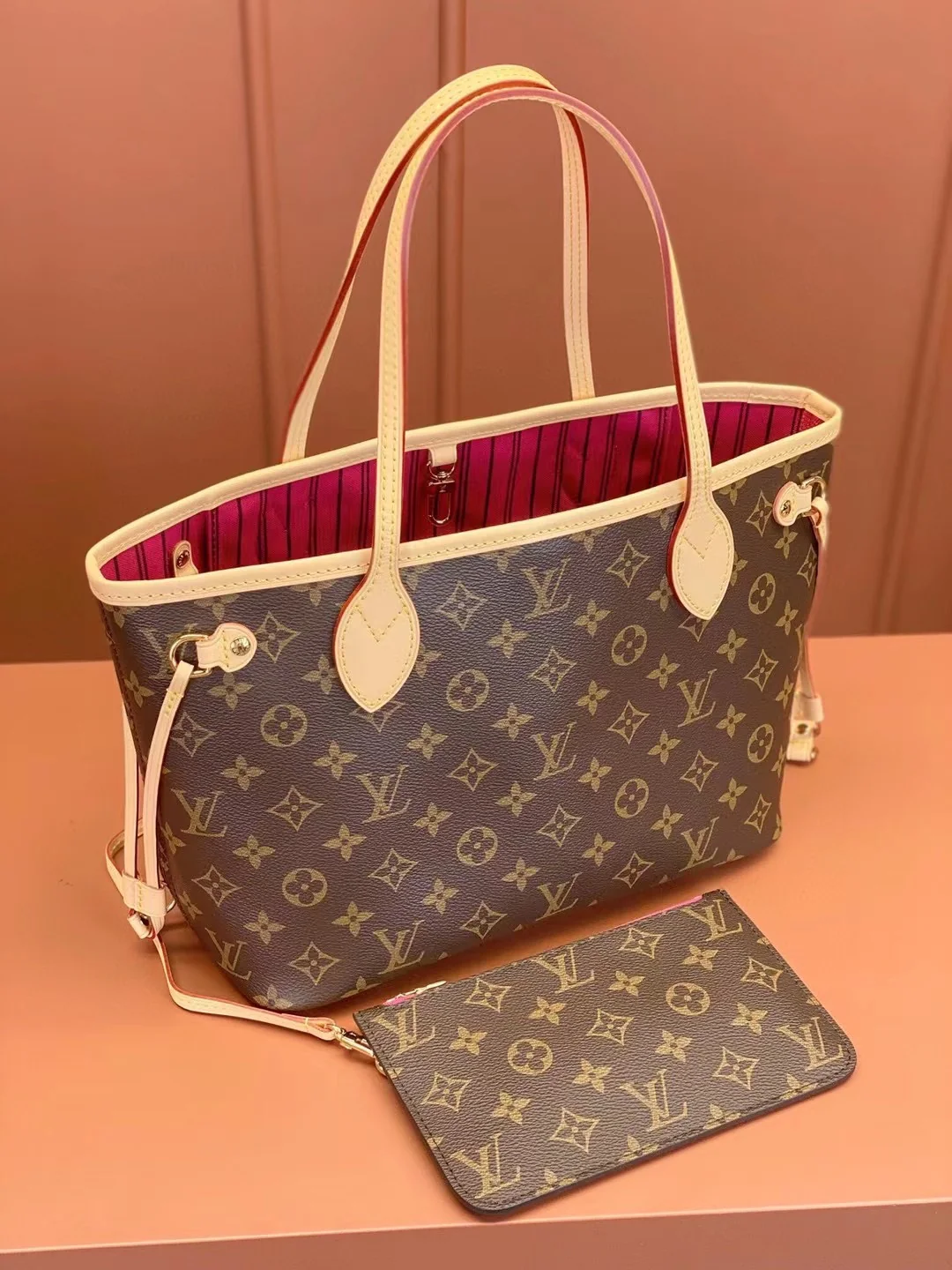 Louisvuitton Neverfull Mini Handbag M46979 29x21x12 cm - description_image3