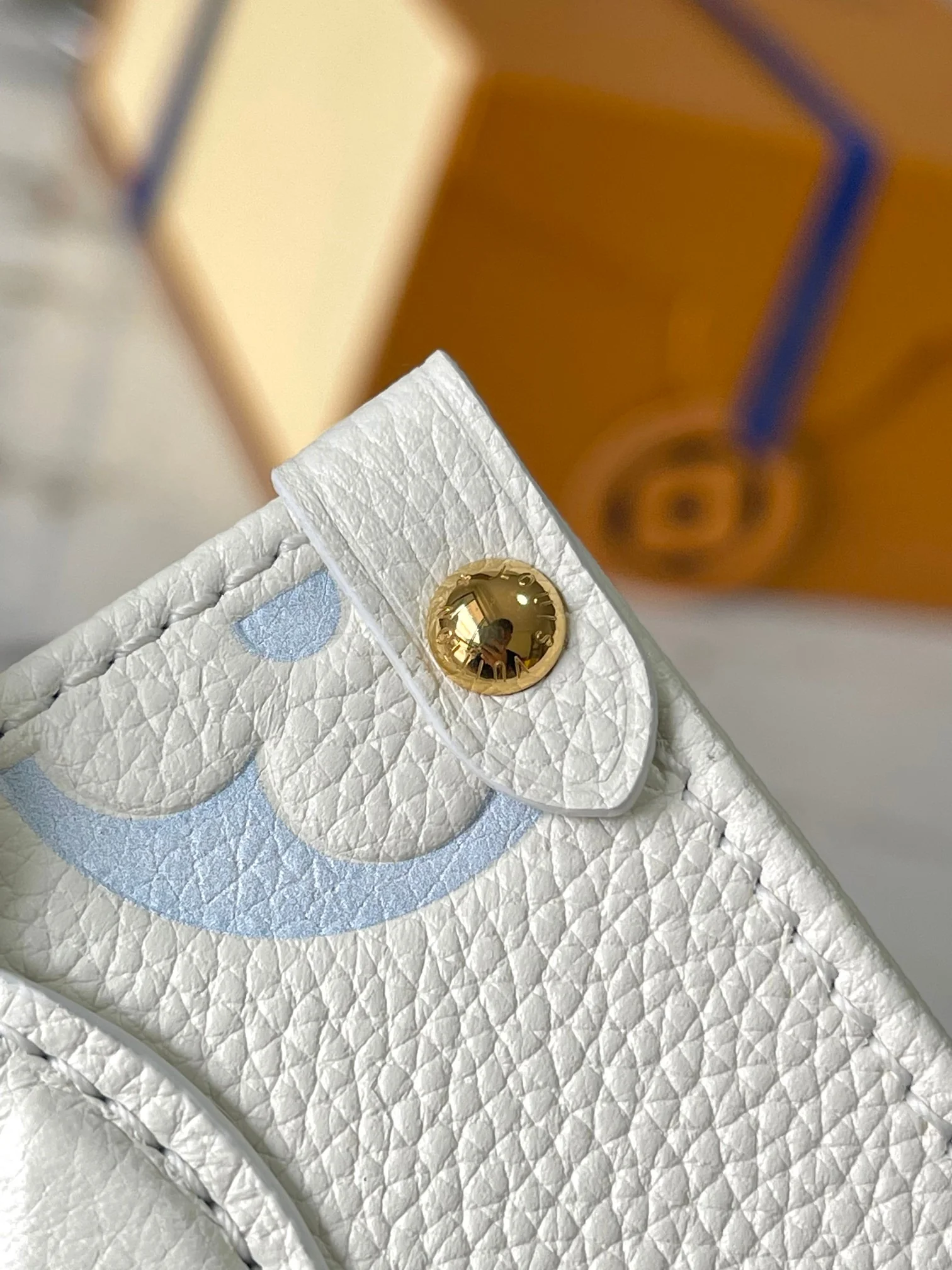 Louisvuitton OnTheGo BB Handbag M47054 18x15x8.5 cm - description_image8