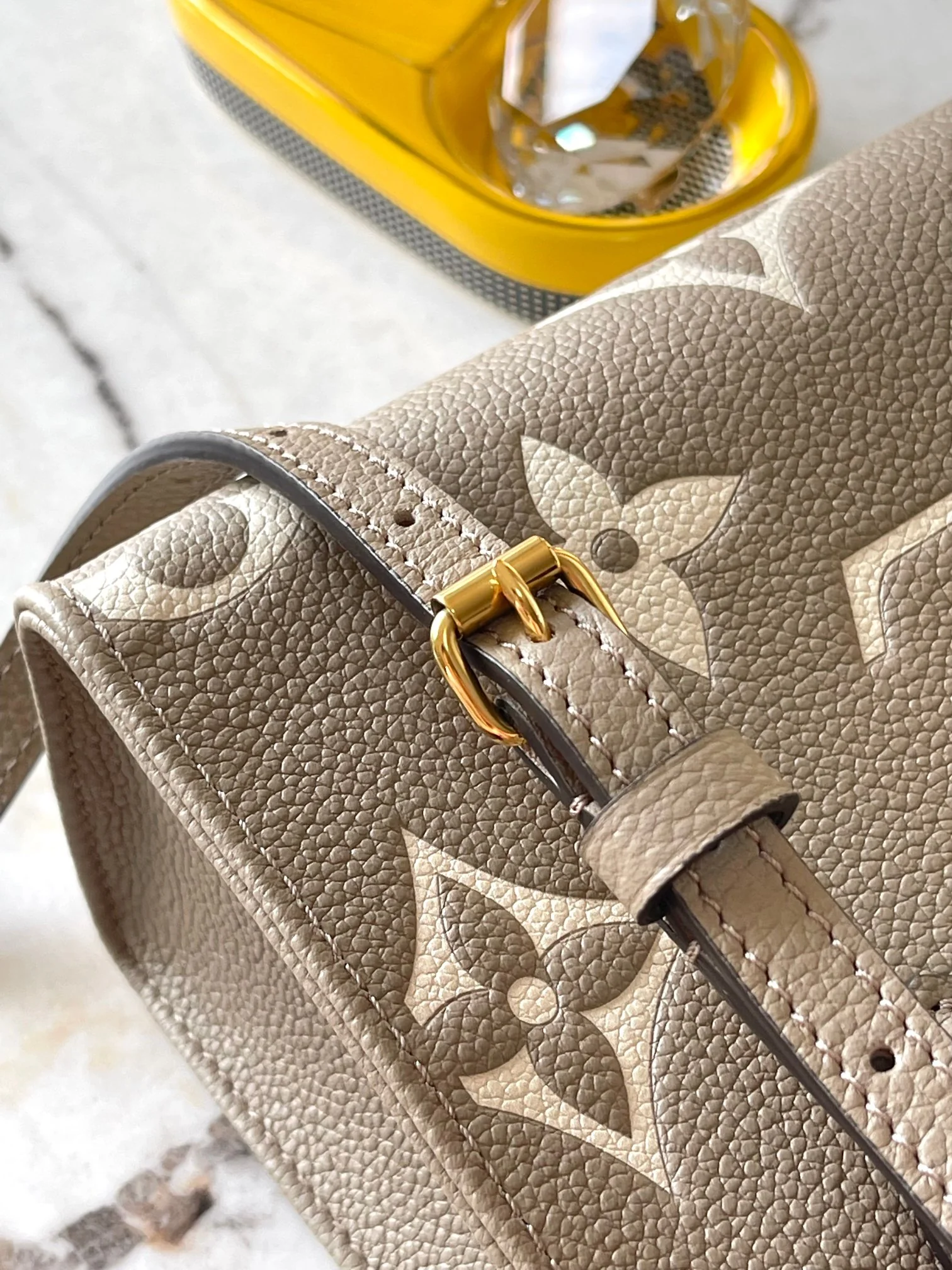 Louisvuitton OnTheGo BB Handbag 18x15x8.5 cm - description_image7