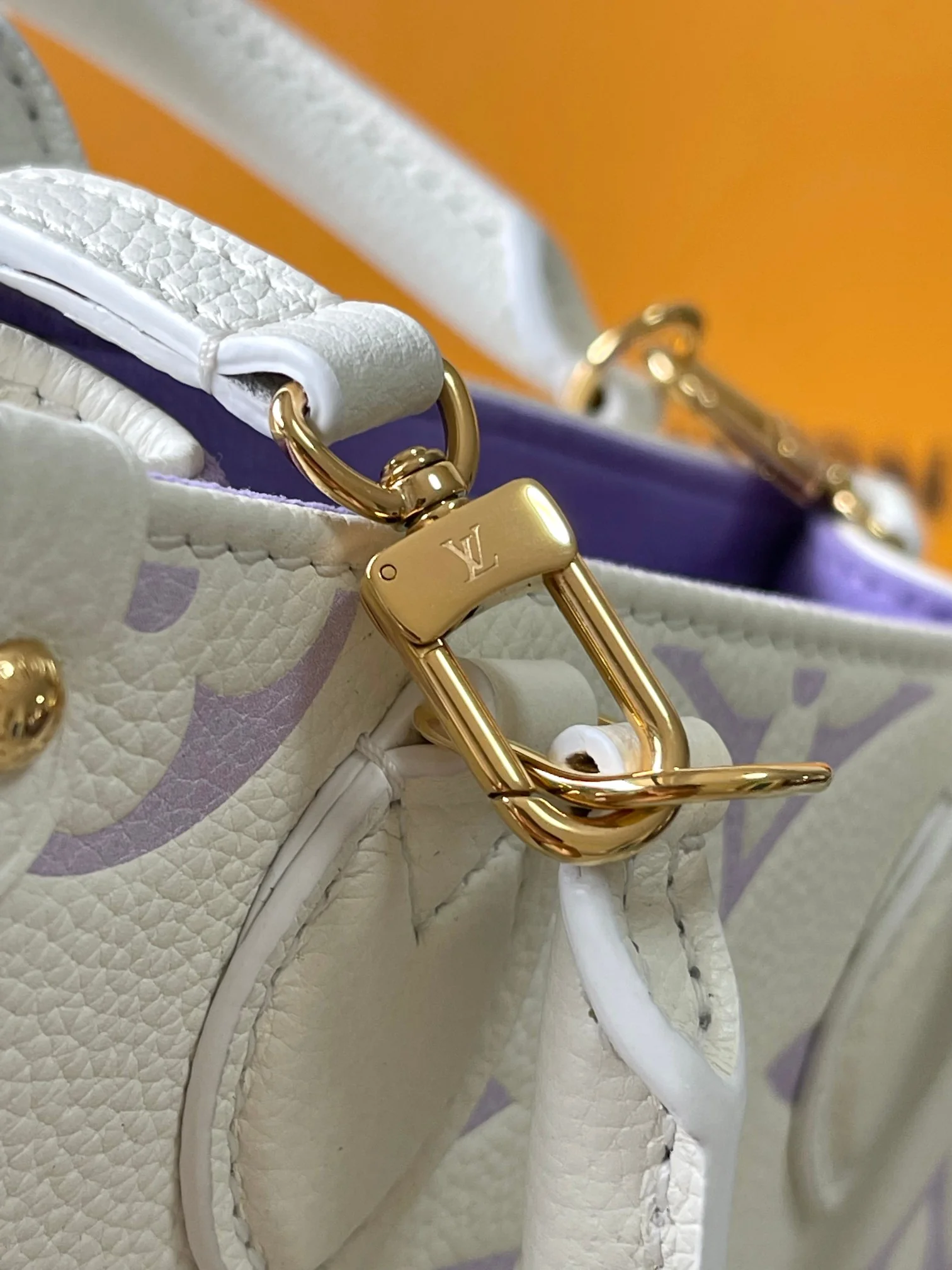 Louisvuitton OnTheGo BB Handbag M47054 18x15x8.5cm - description_image6