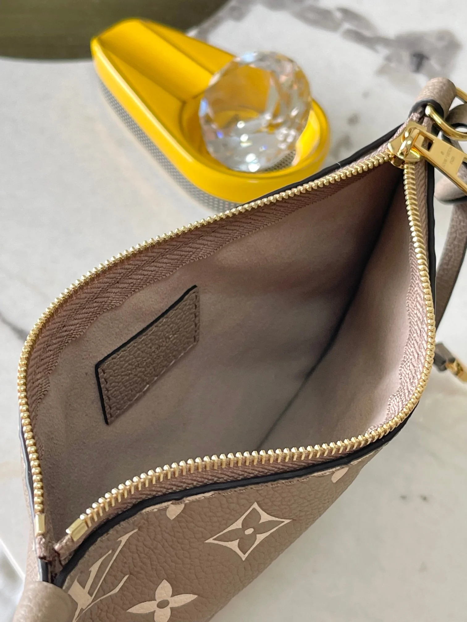 Louisvuitton Carryall Small Handbag M47180 29x24x12cm - description_image8