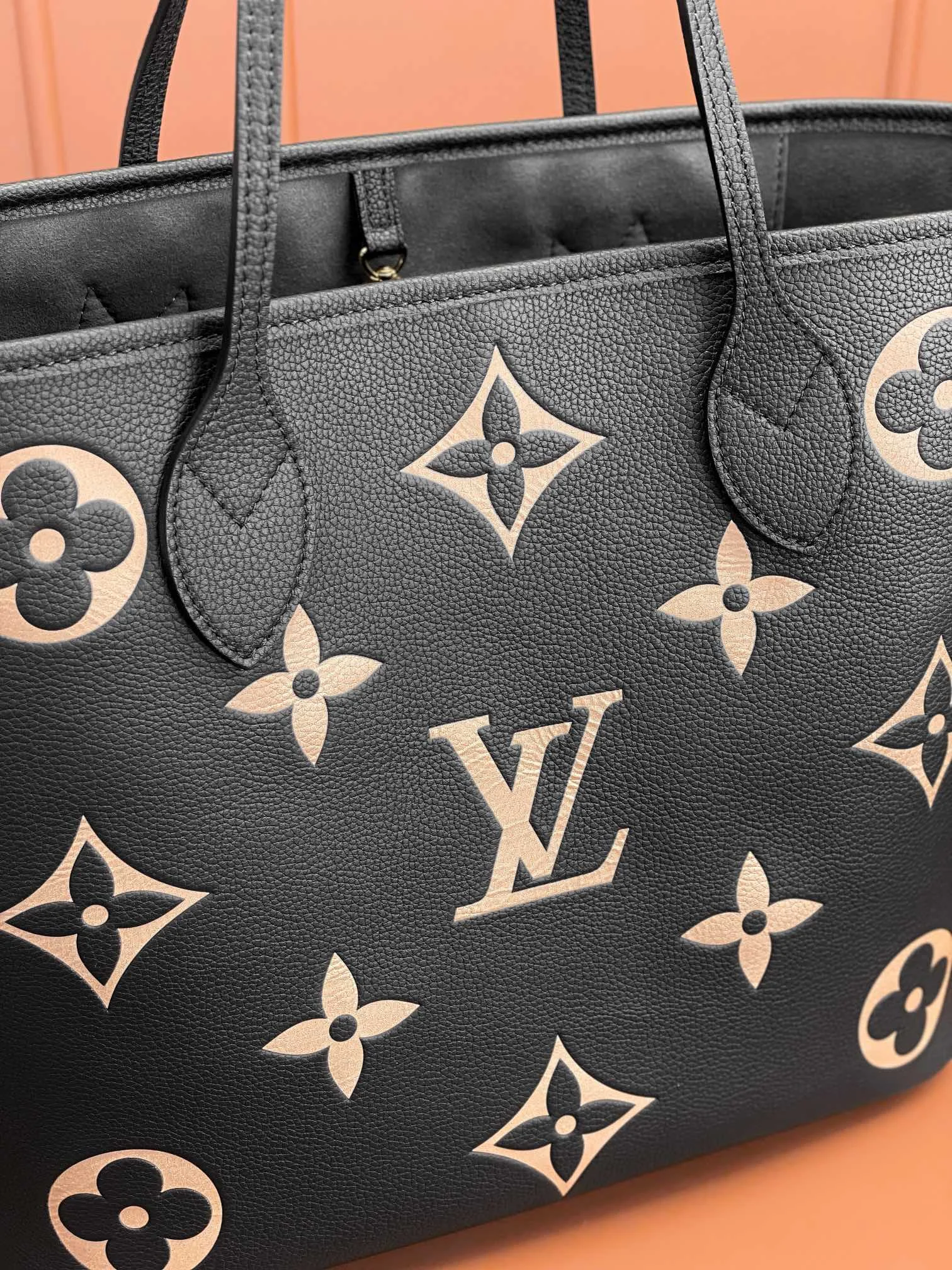 Louisvuitton Neverfull Medium Tote M58907 31x28x14 cm - description_image4