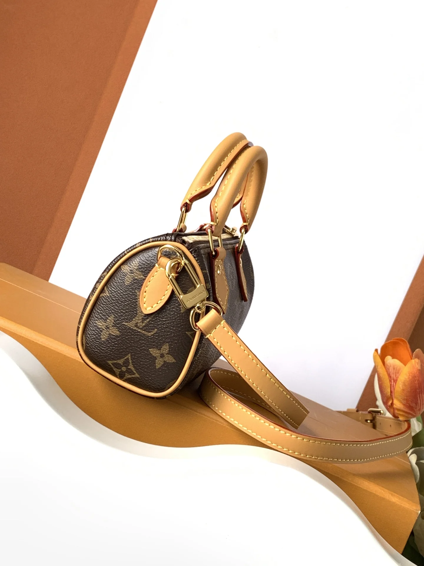 Louisvuitton Nano Speedy Handbag M81085 16x11x9 cm - description_image2