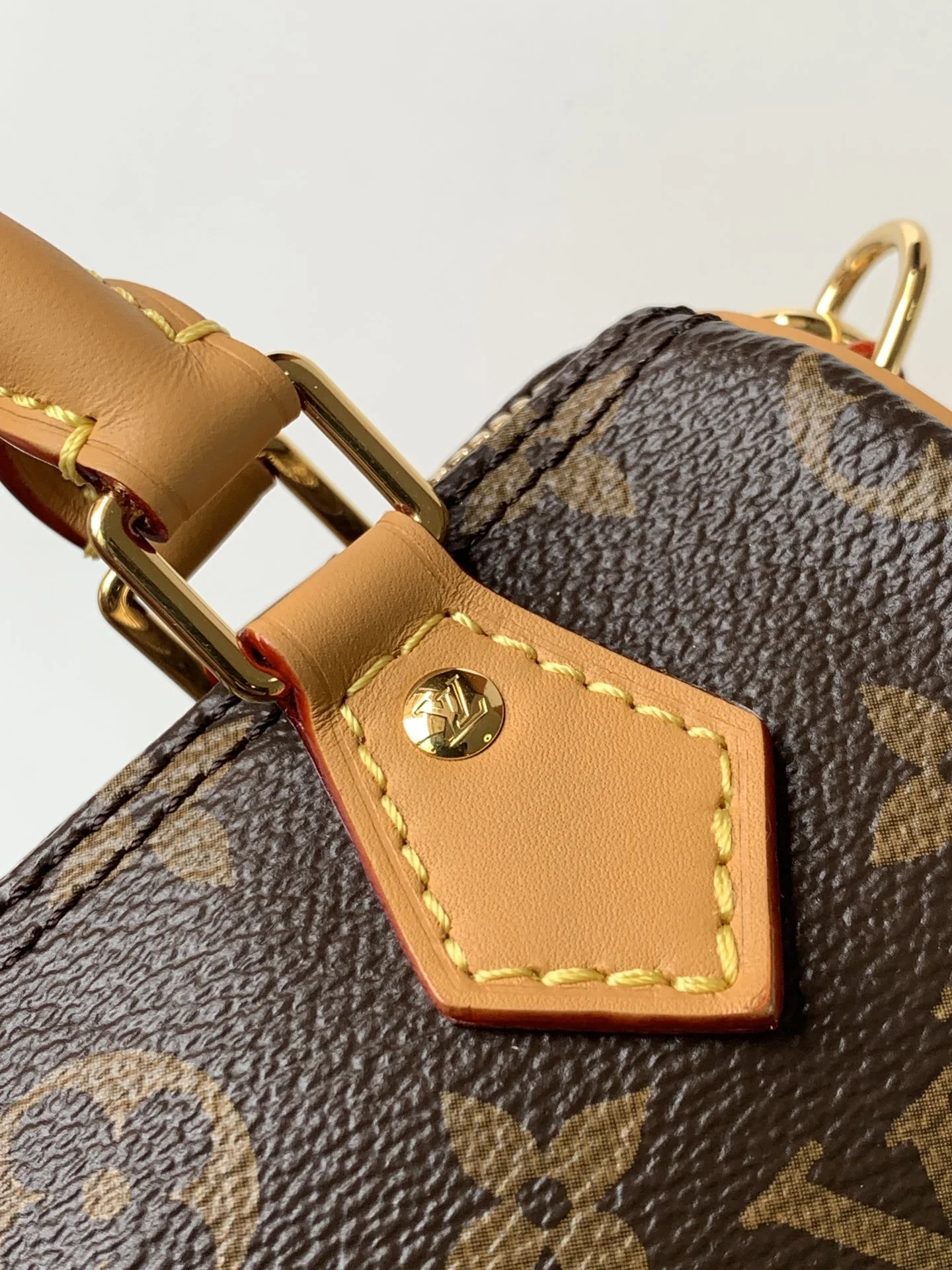 Louisvuitton Nano Speedy Handbag M81085 16x11x9 cm - description_image5