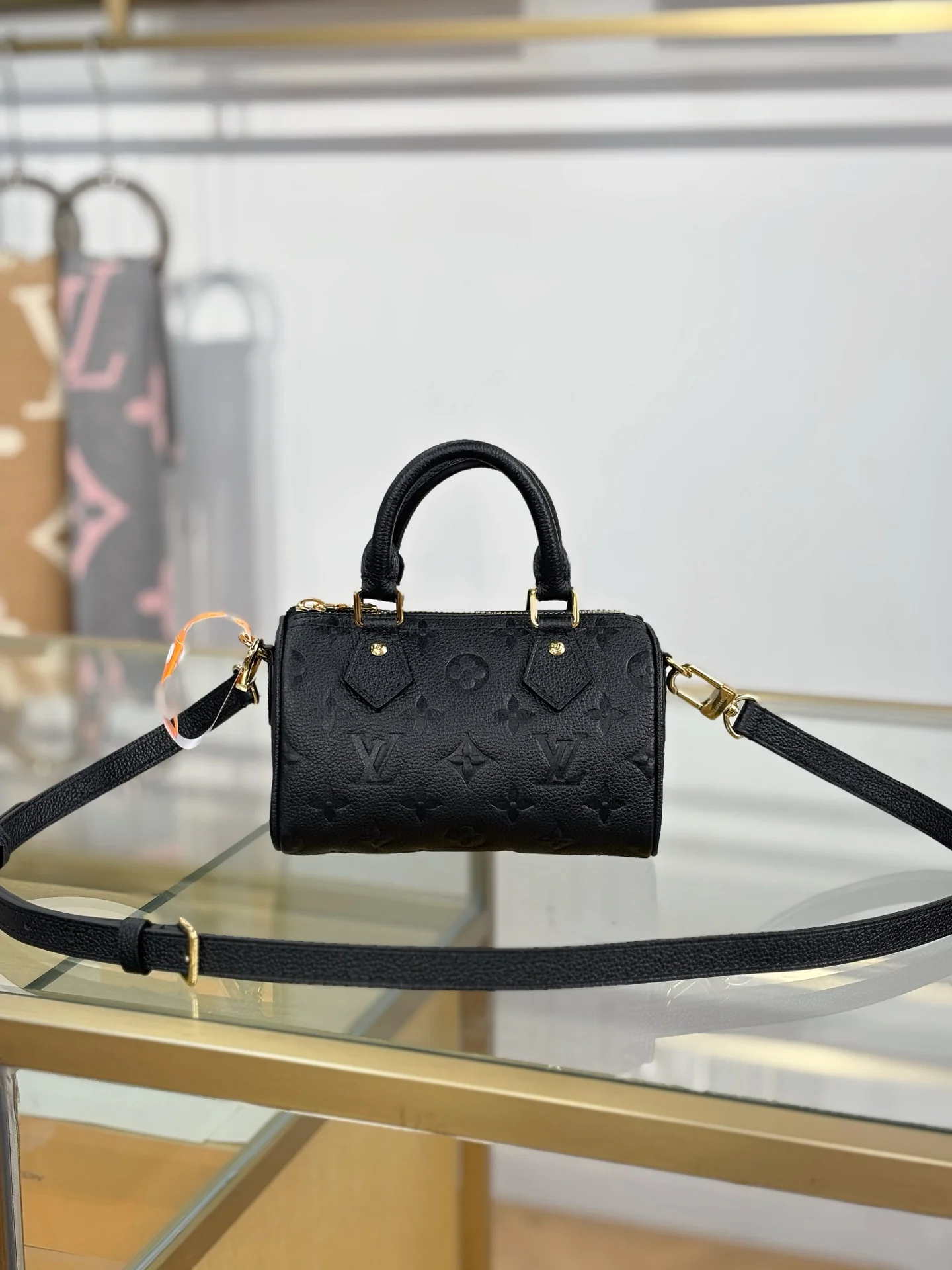 Louisvuitton Nano Speedy Handbag M82450 16x10x7.5cm - description_image1