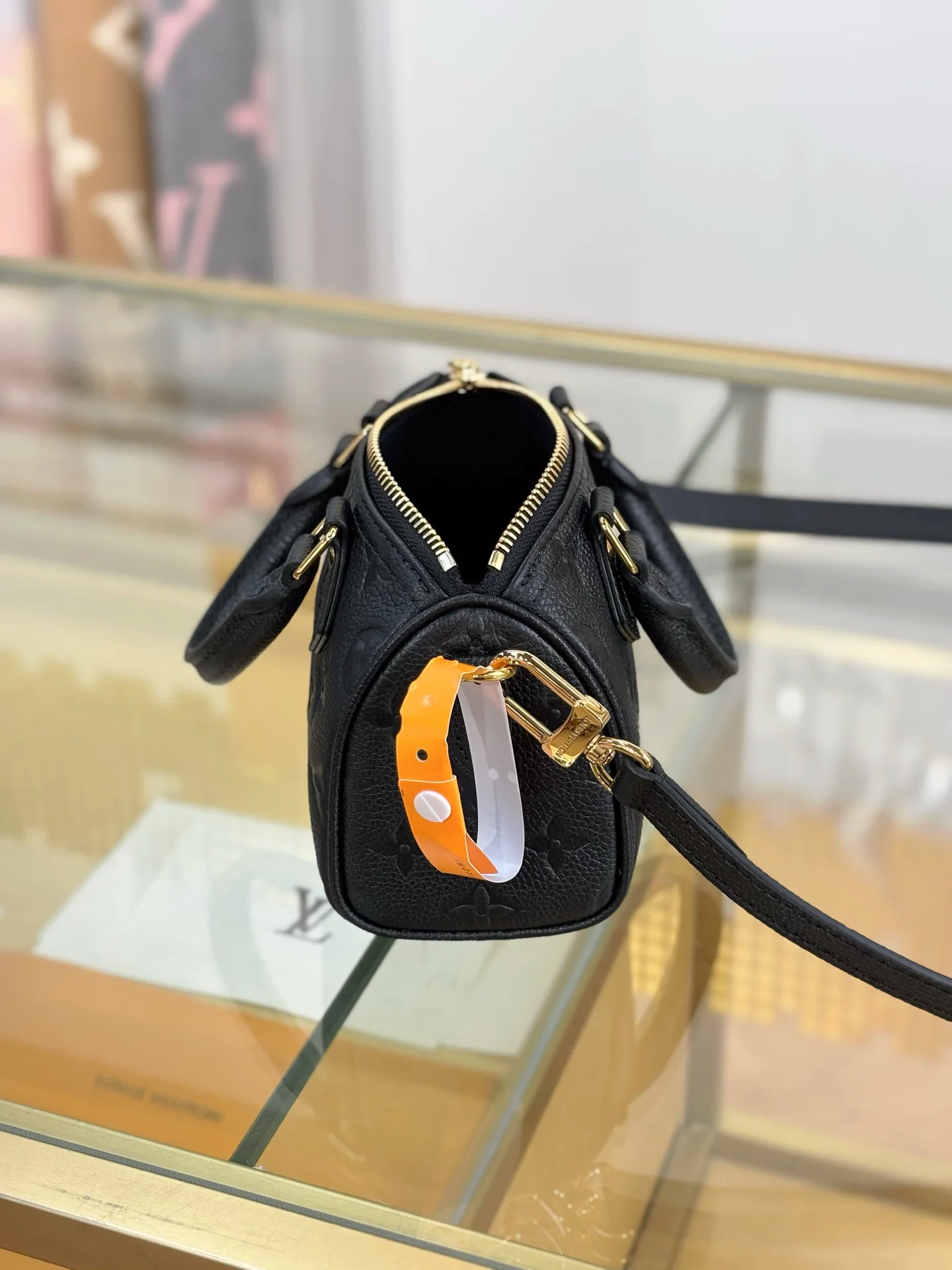 Louisvuitton Nano Speedy Handbag M82450 16x10x7.5cm - description_image5