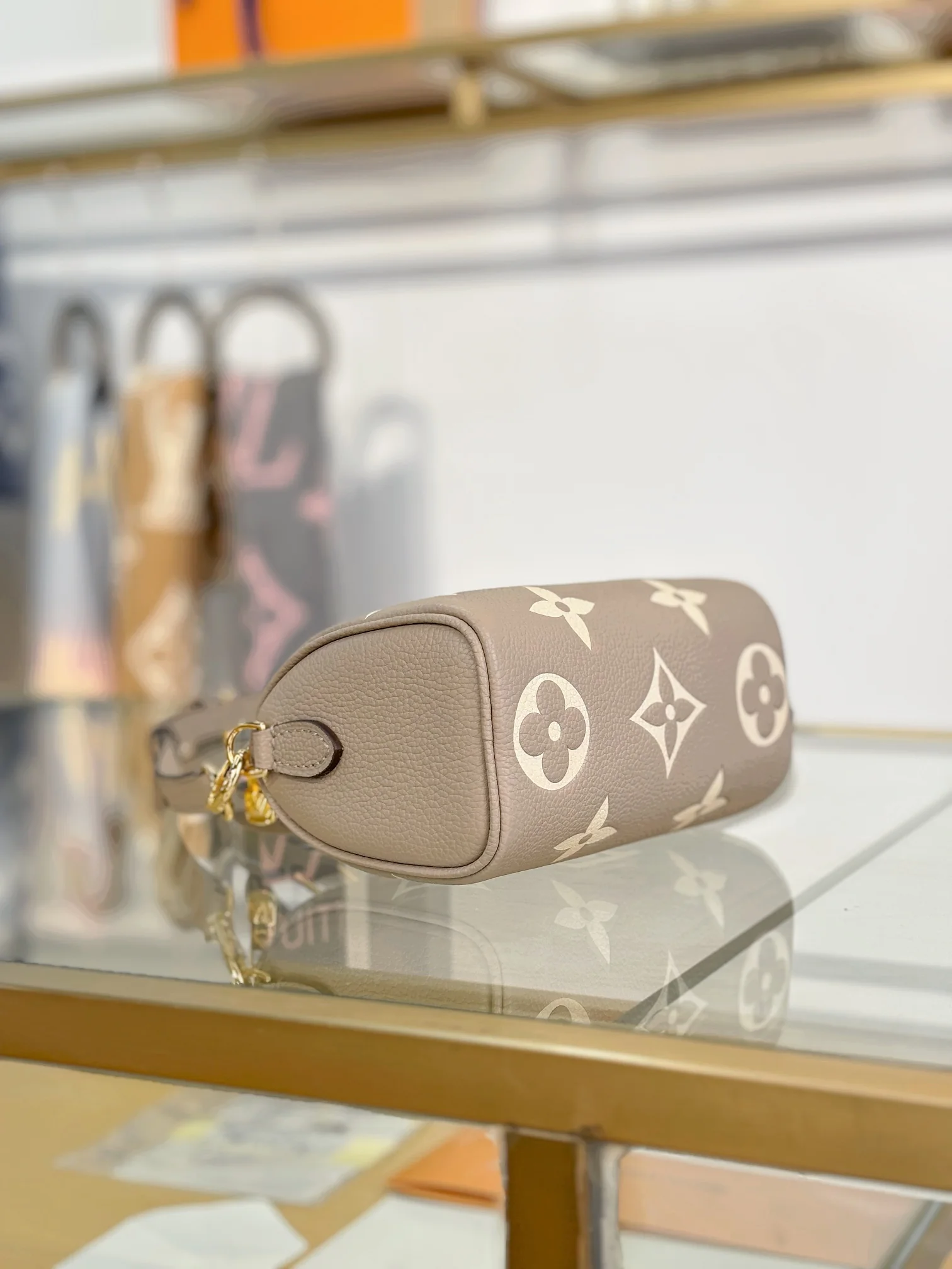 Louisvuitton Nano Speedy M82890 16x10x7.5 cm - description_image6