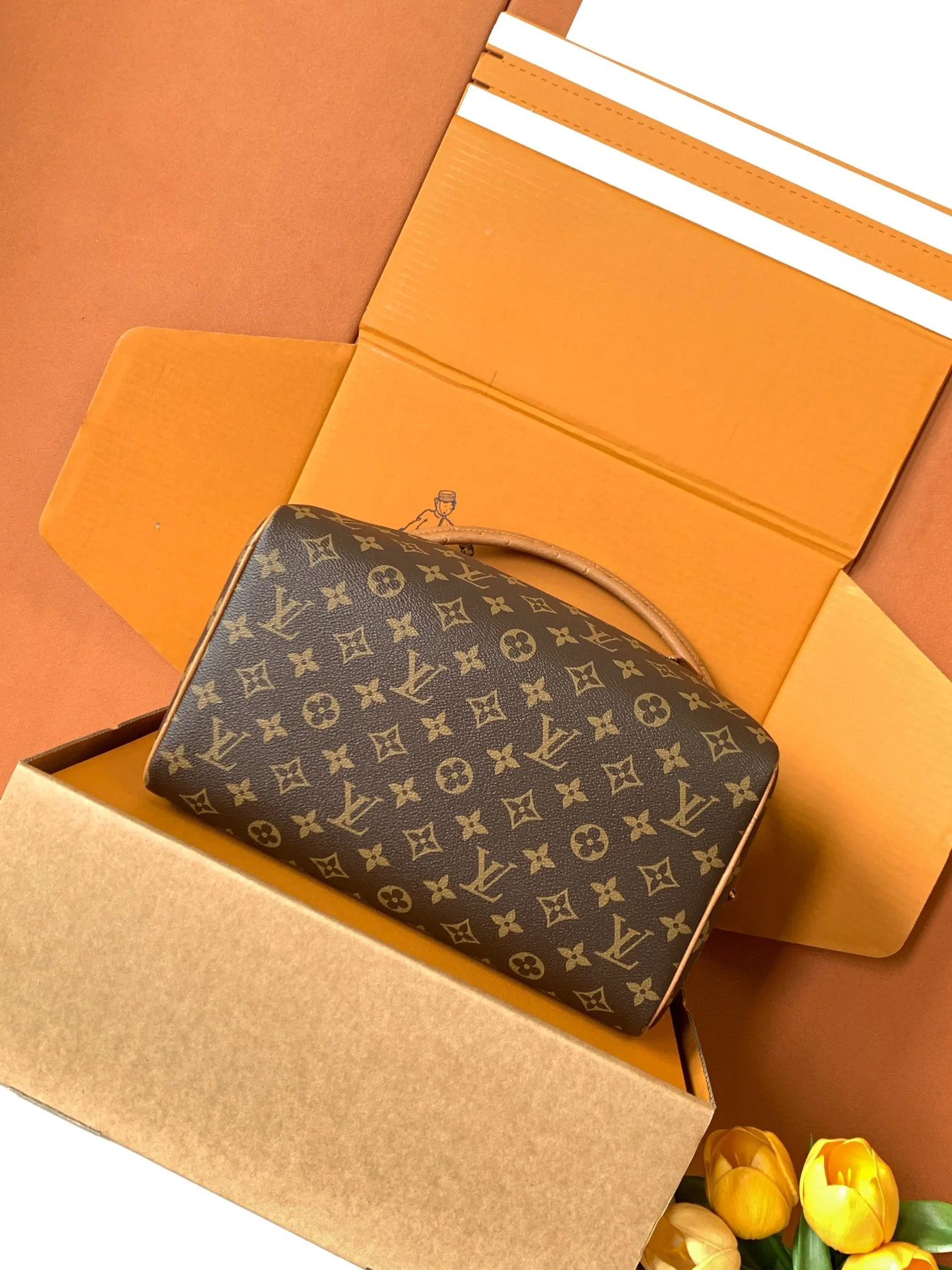 Louisvuitton Speedy Soft 30 Handbag M87212 30 x 21 x 17 cm - description_image4