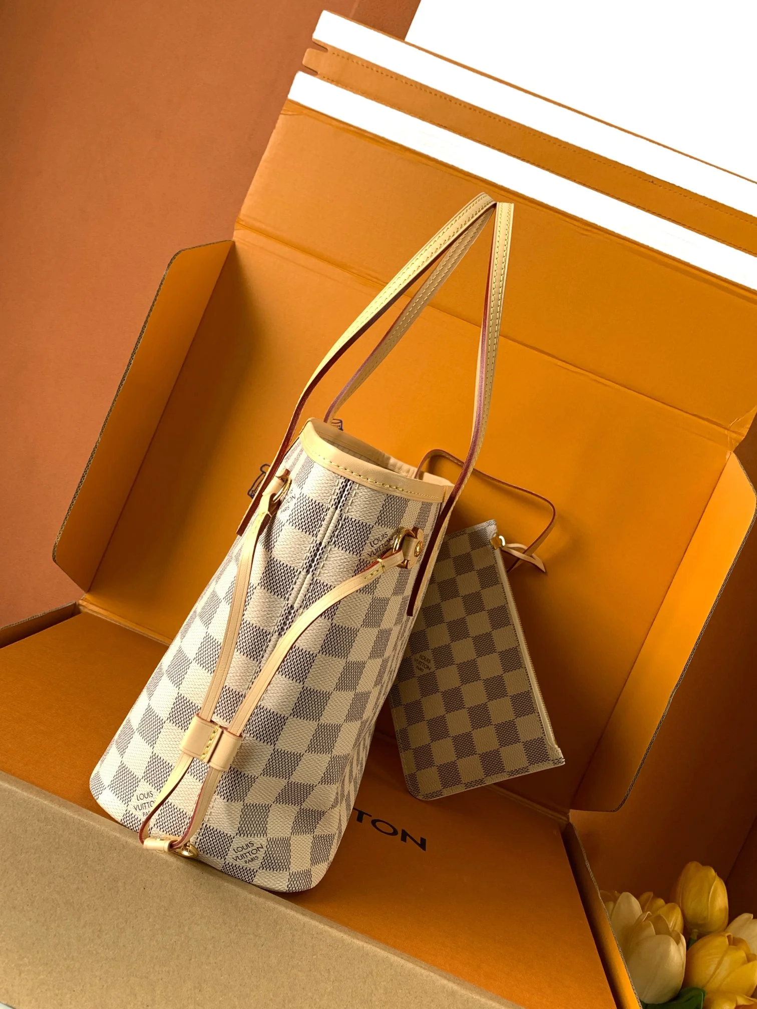 Louisvuitton Neverfull MM Medium Tote N40605 28 x 14 x 31 cm - description_image2