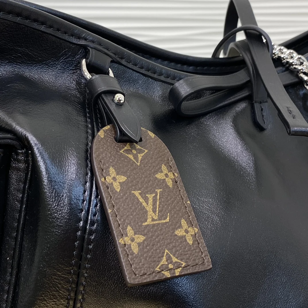 Louisvuitton CarryAll Cargo Small Handbag 33.5 x 23 x 15 cm - description_image3