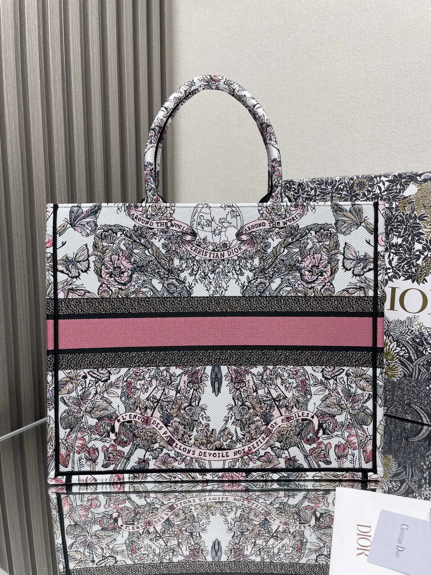 Dior Book Tote 41.5x35x18 cm - description_image6