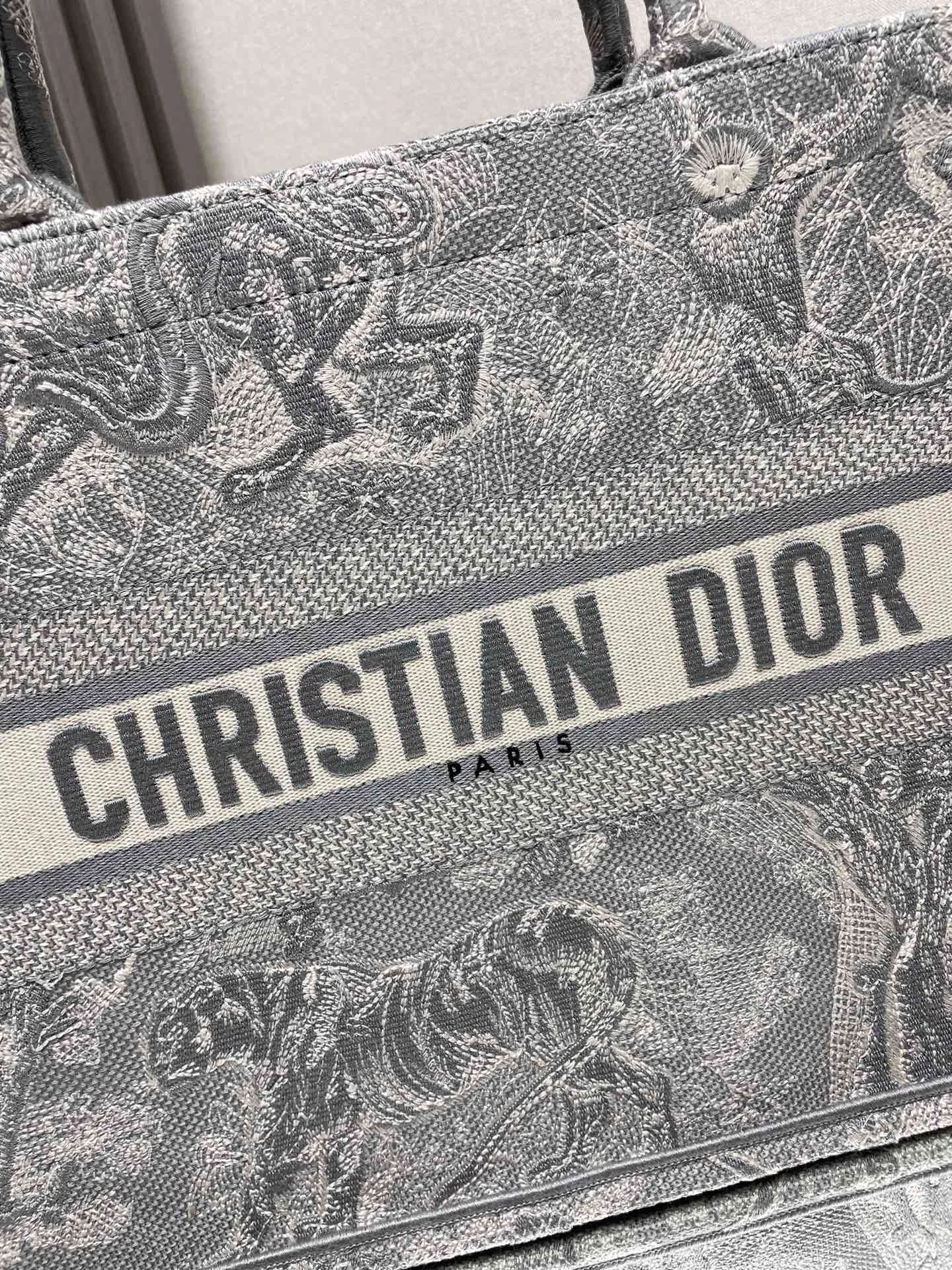 Dior Book Tote 36x27x16 cm - description_image2