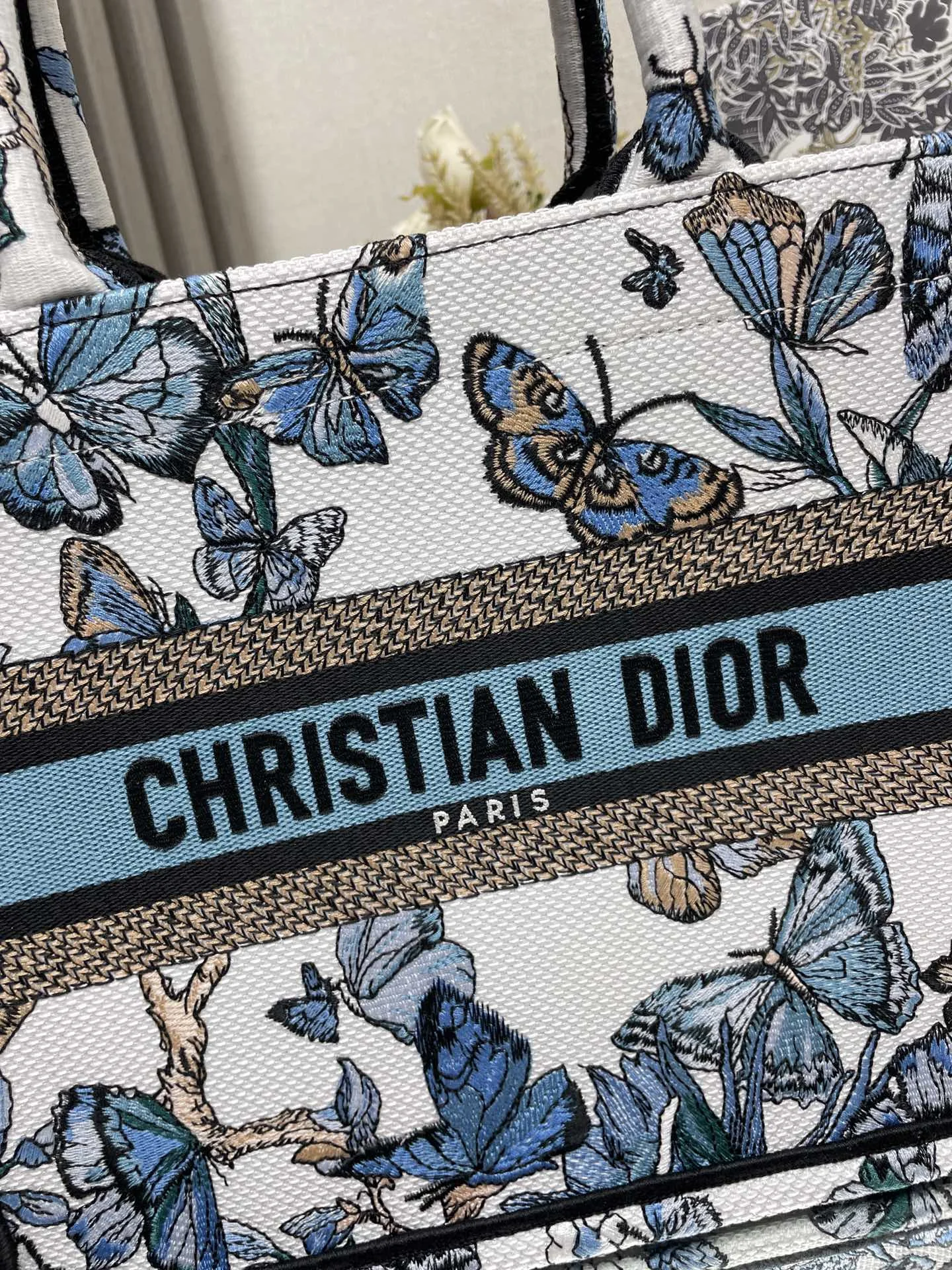 Dior Book Tote 26.5x21x14 cm - description_image2