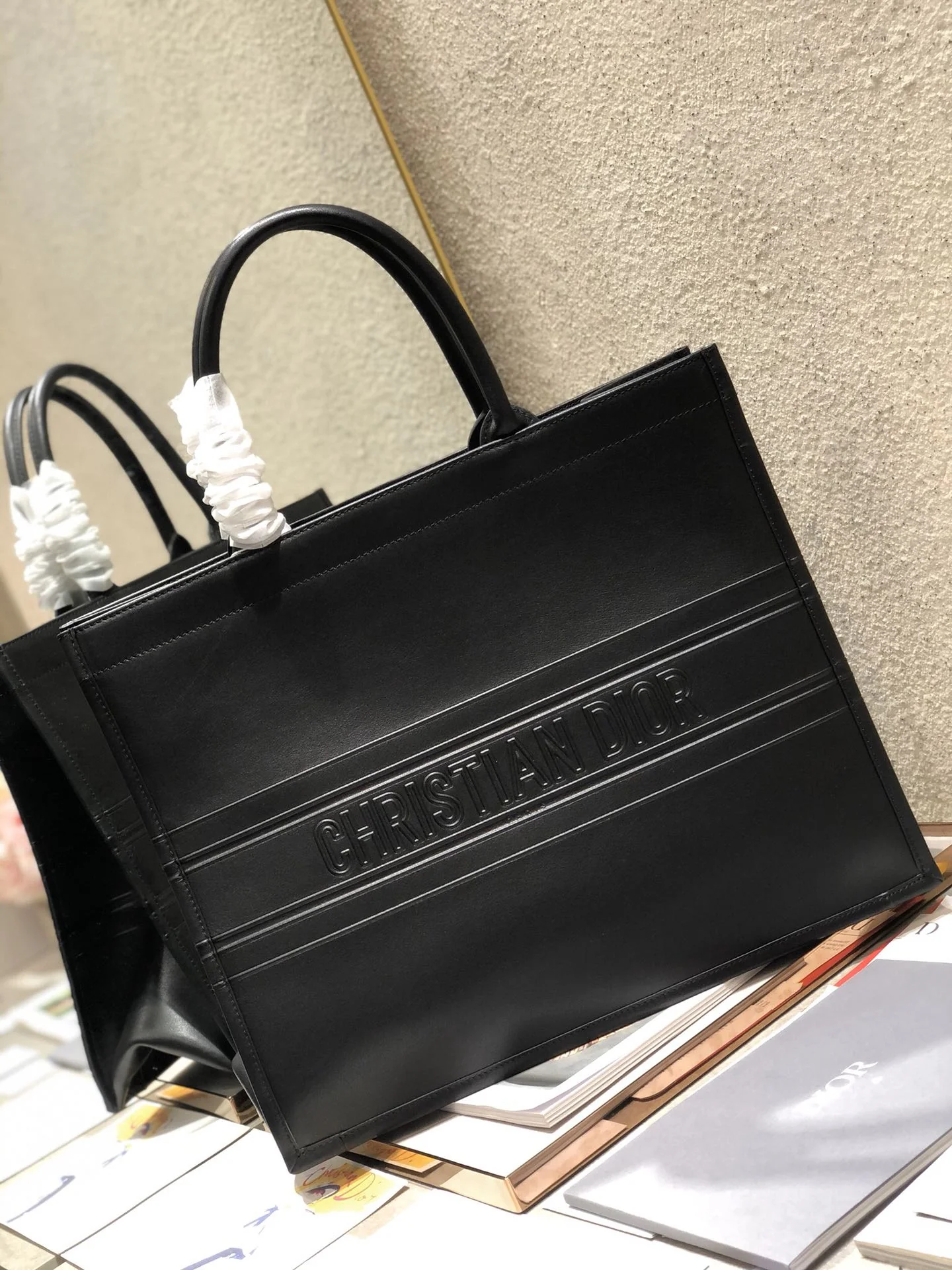 Dior Book Tote 41.5 x 32 x 5 cm - description_image3