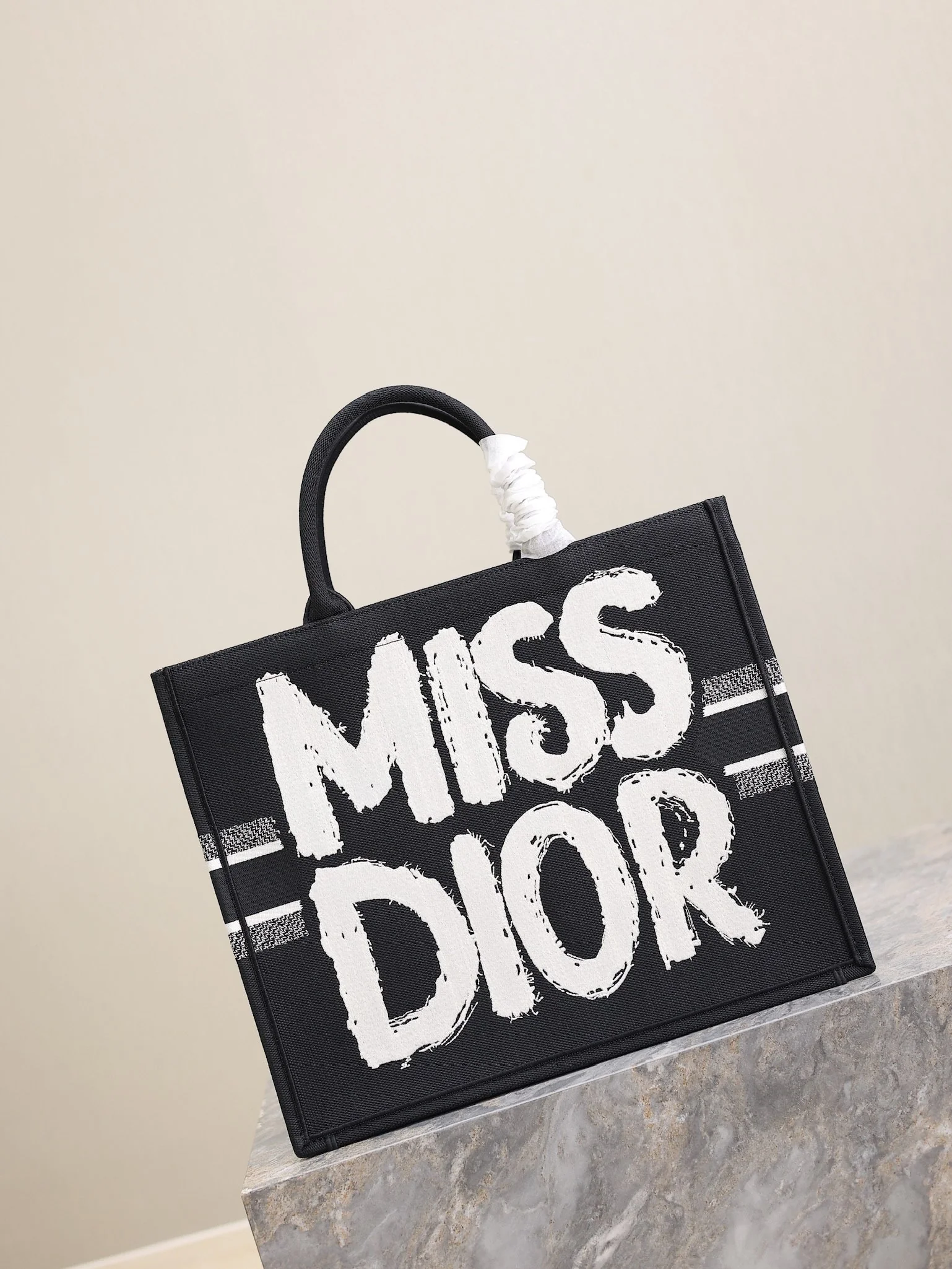 Dior Book Tote 1286 42 x 35 x 18.5 cm - description_image2