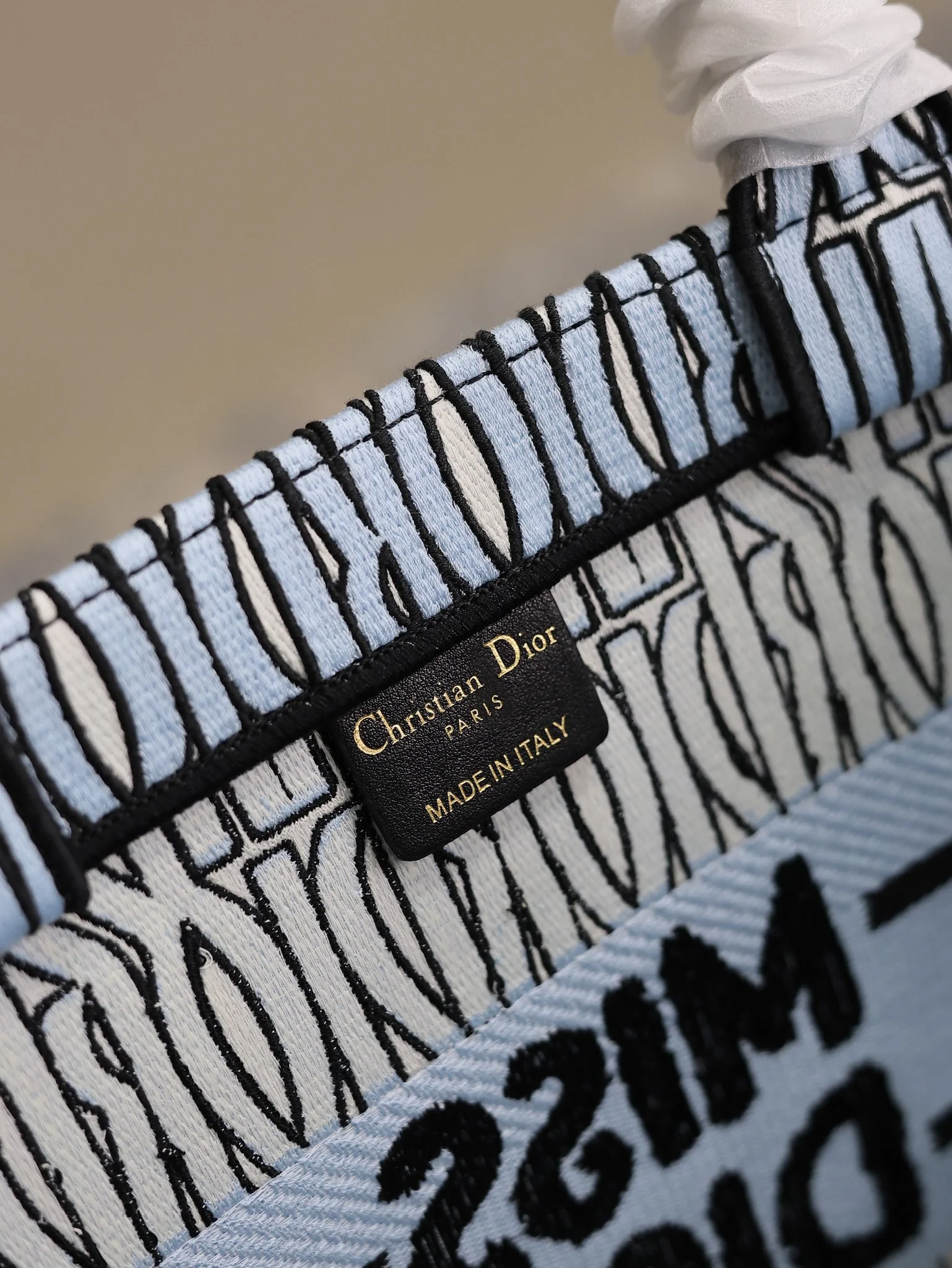 Dior Book Tote 1286 36 x 27.5 x 16.5 cm - description_image9