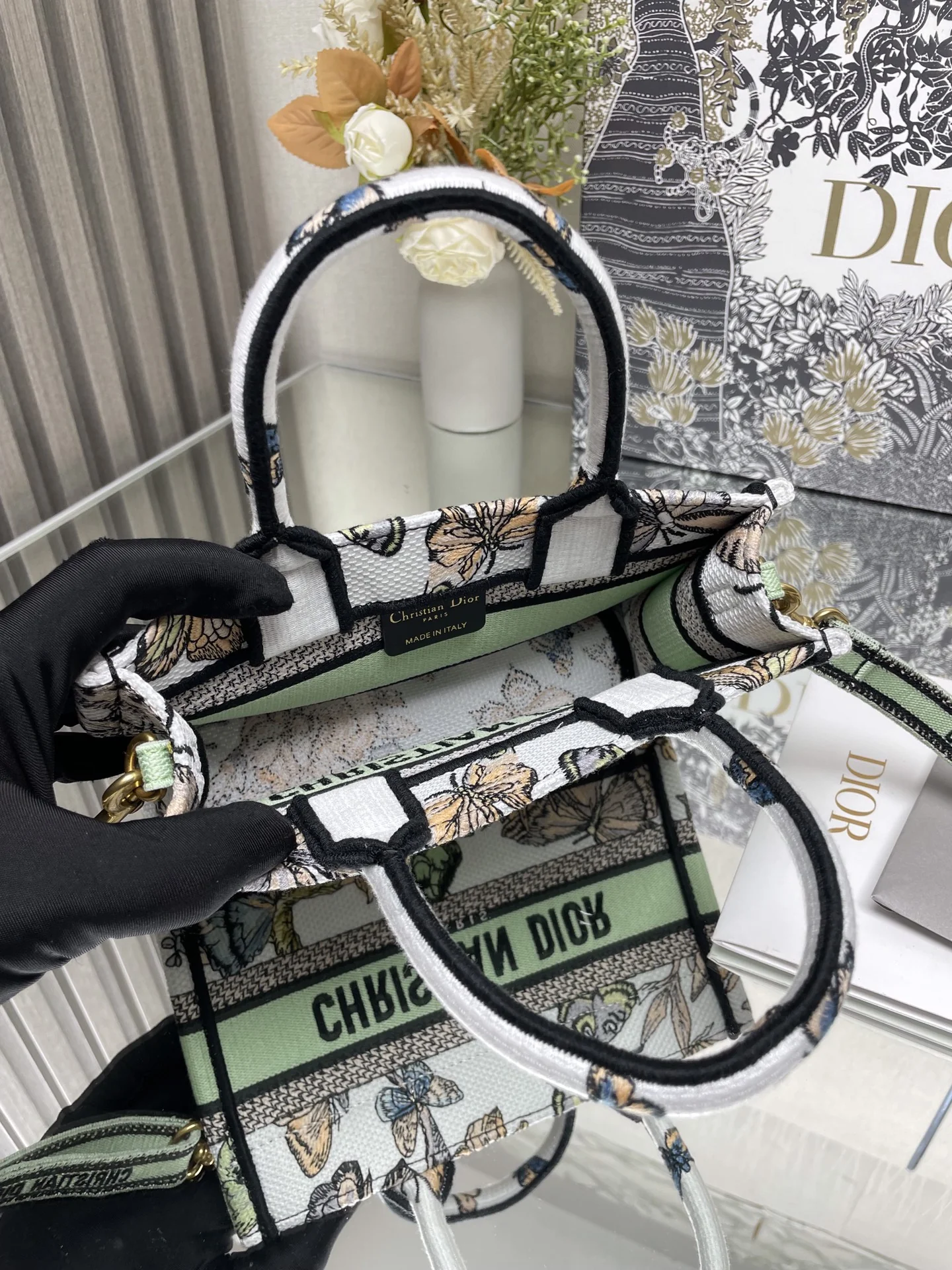 Dior Book Tote Mini Top Handle Bag with Shoulder Strap 21.5 x 13 x 7.5 cm - description_image9
